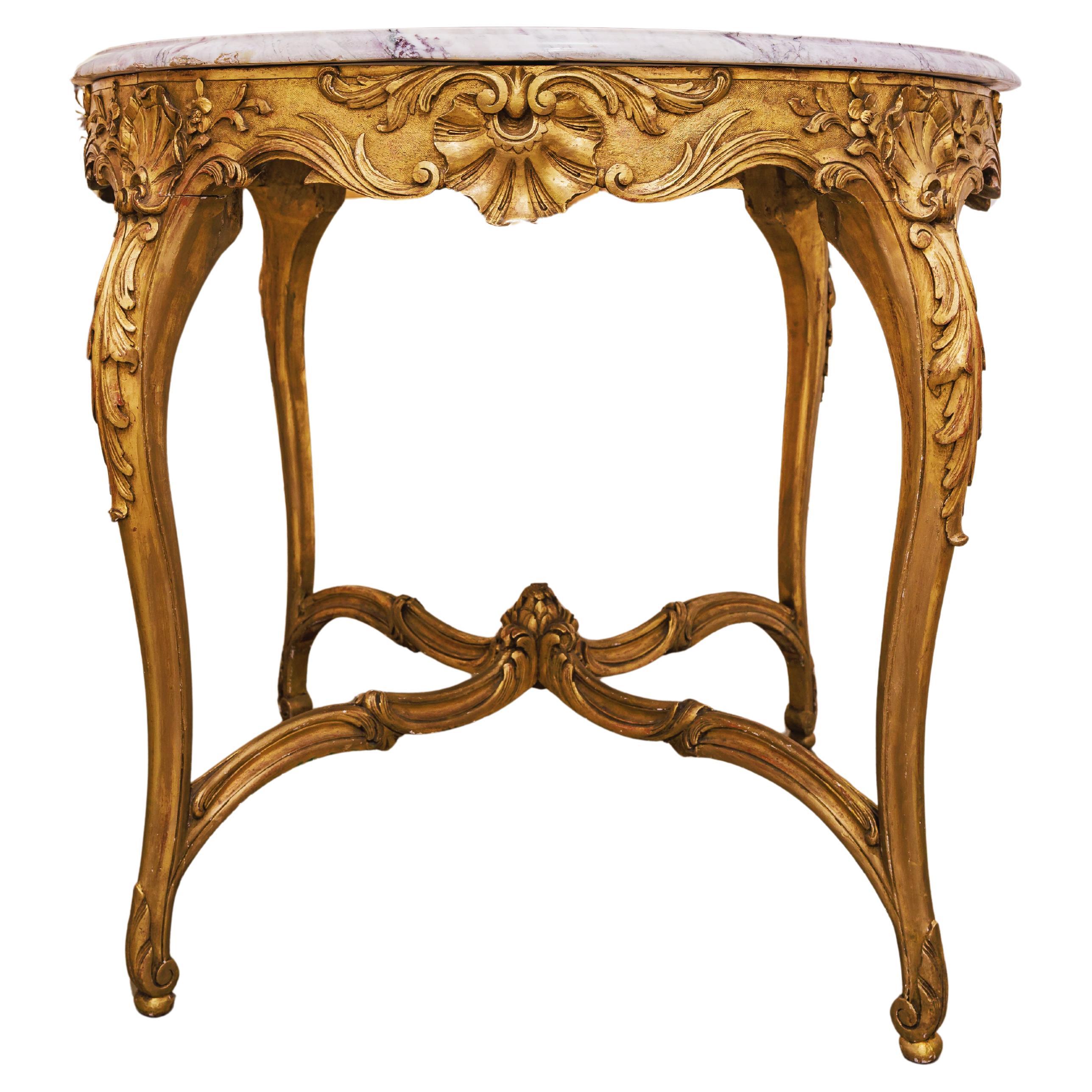 Table centrale en marbre sculpté et doré de style Louis XV du XIXe siècle en vente