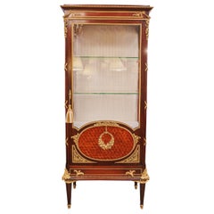Feine französische Louis-XVI-Vitrine aus Veilchenholz und vergoldeter Bronze aus dem 19. Jahrhundert