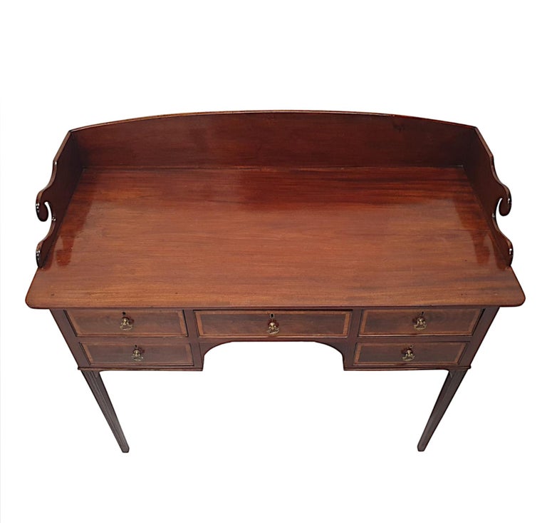 A Fine 19th Century Inlaid Mahogany Sideboard or Hall Table In Good Condition For Sale In Dublin, IE
