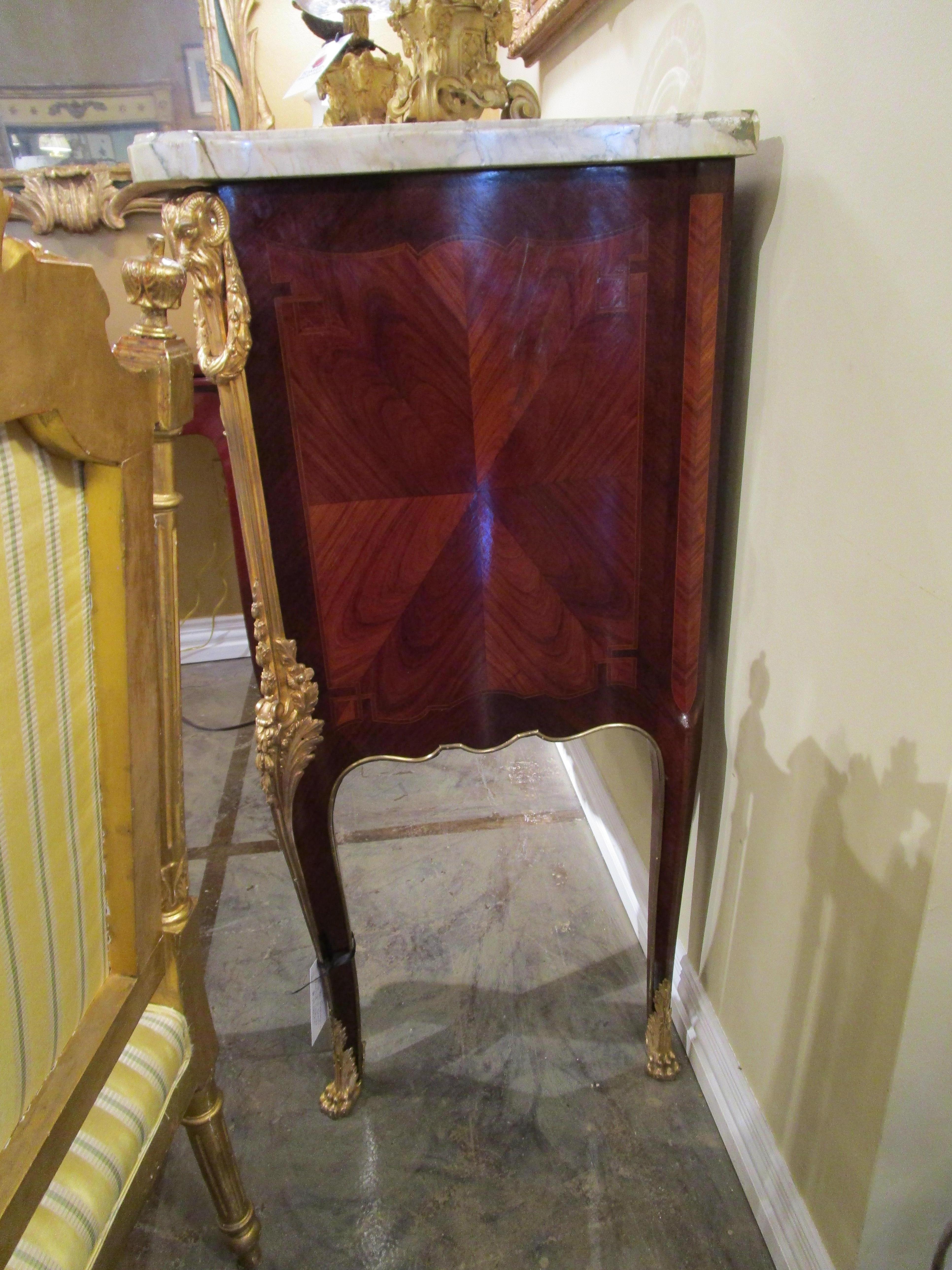 Fine 19th Century Louis XVI Mahogany Inlayed Cabinet with Fine Gilt Bronze For Sale 2