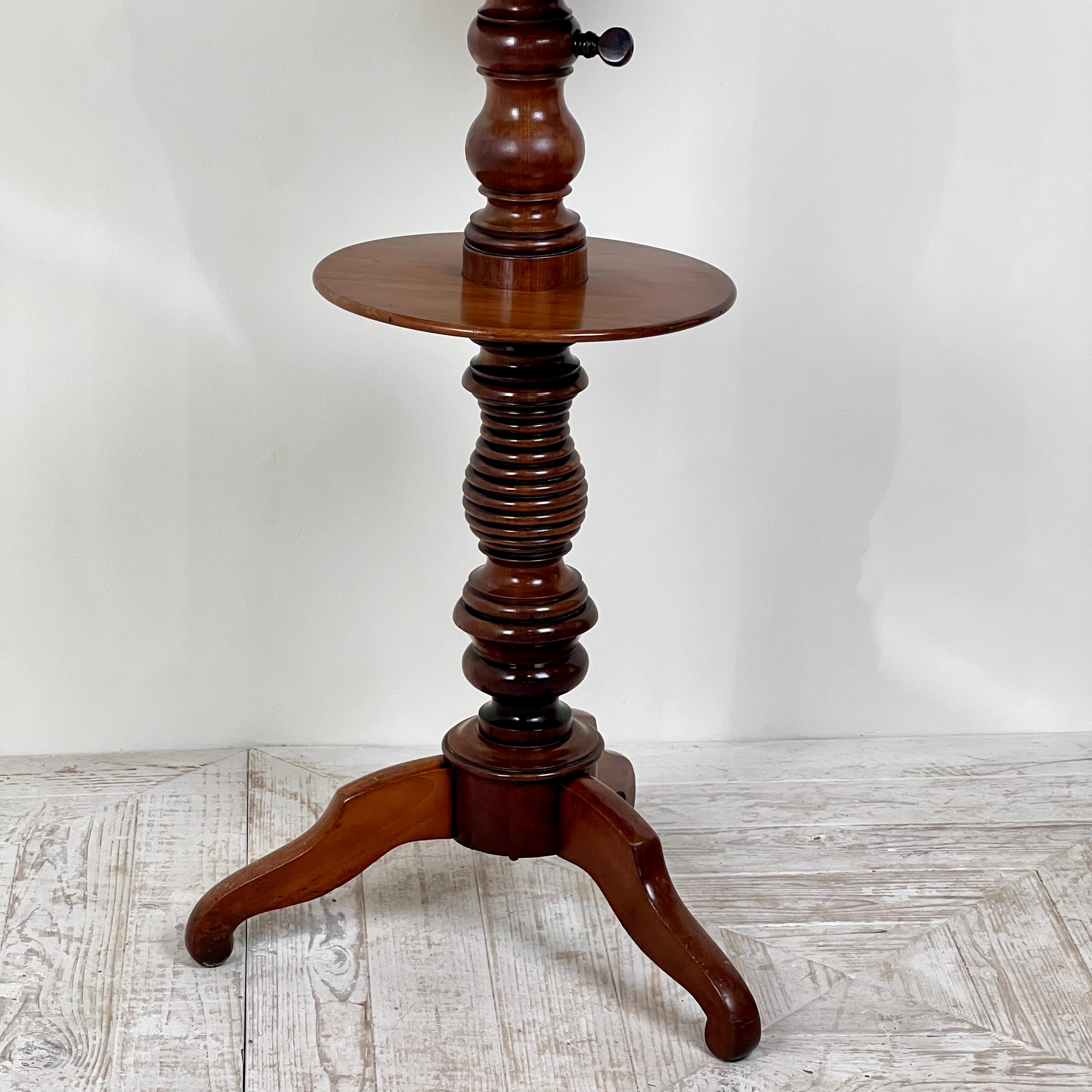 Mirror A Fine 19Th Century Mahogany Shaving Stand