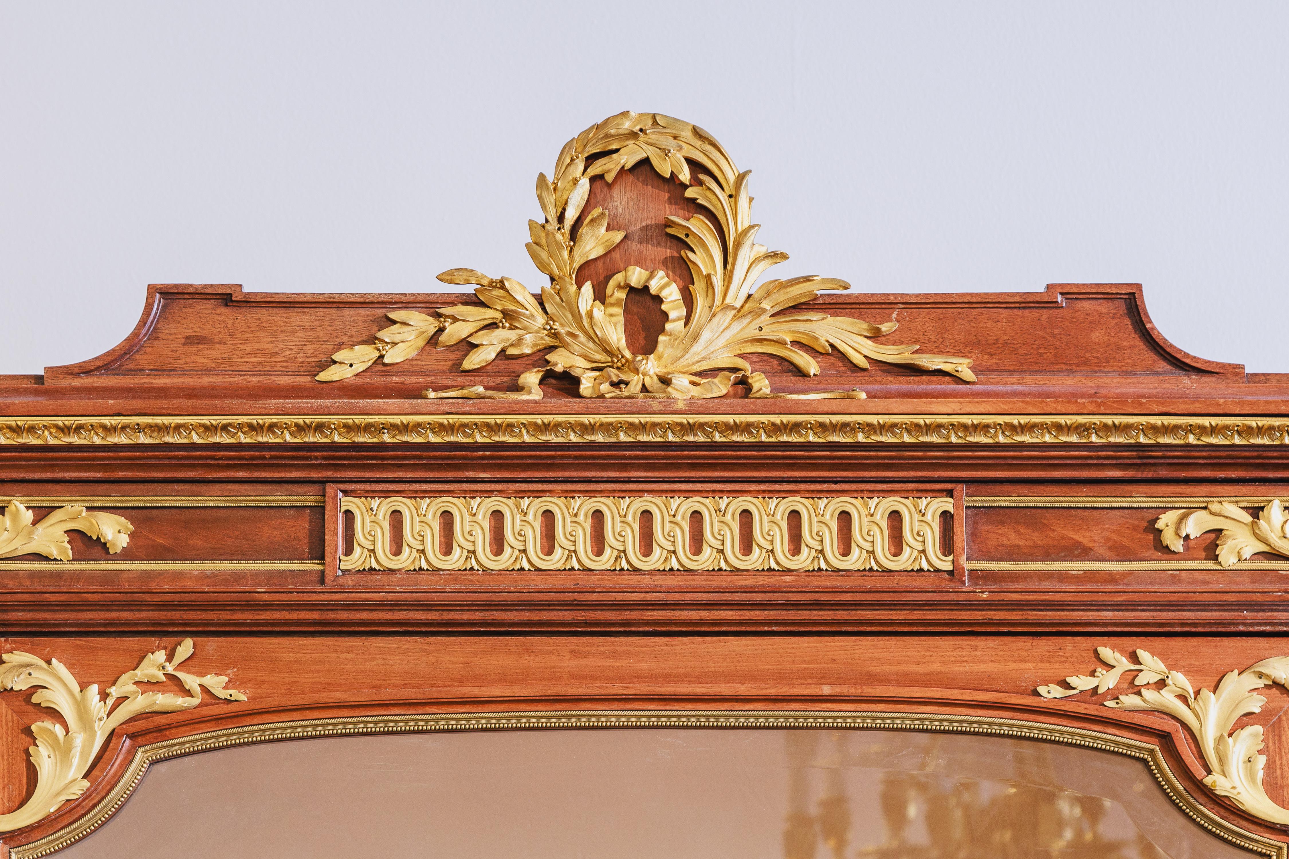 Bronze A  fine 19thc French kingwood and gilt bronze mounted vitrine by Haentges Freres For Sale