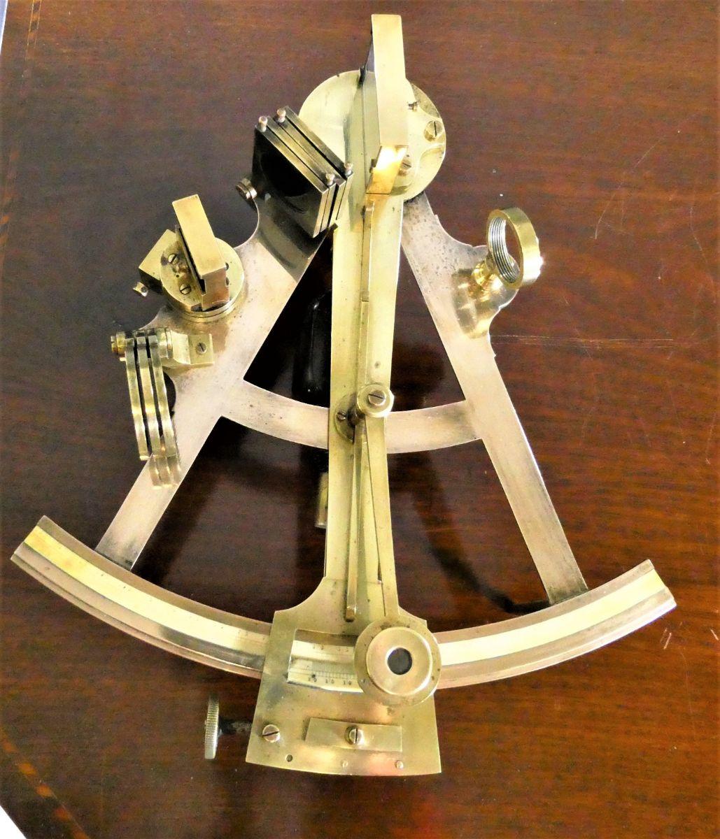 Early 19th Century A Fine 8 Inch Vernier Sextant by Whyte, Glasgow