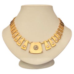A Fine and Impressive Art Deco 14 Carat Gold and 2 Carats of Diamonds fringe nec