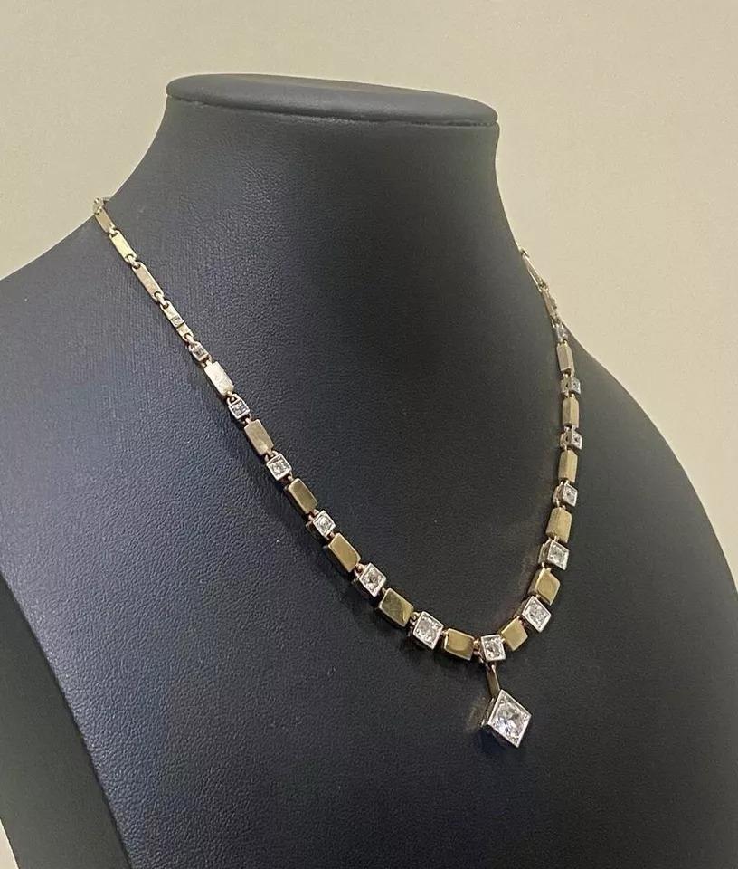 Una raffinata e imponente collana Art Deco in oro 14ct e 2,6 carati di diamanti in vendita 2