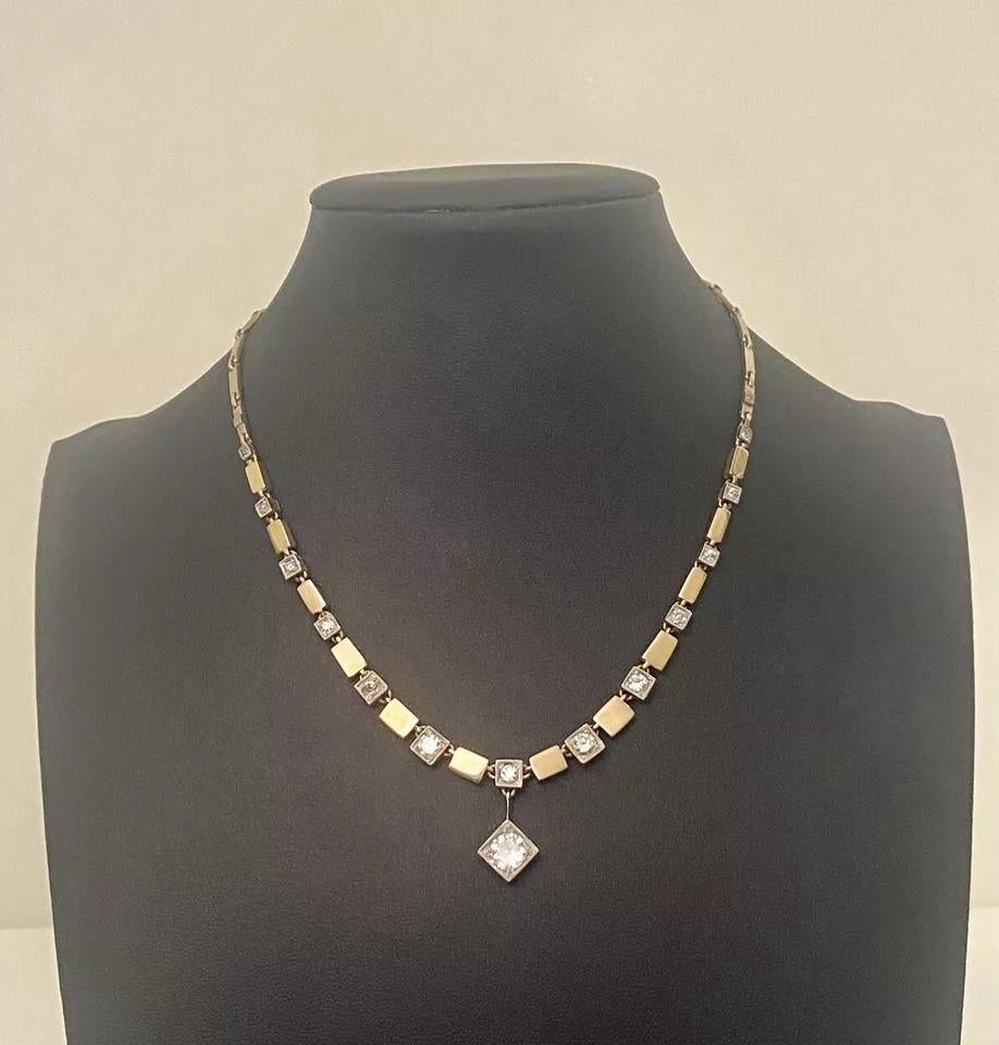Una raffinata e imponente collana Art Deco in oro 14ct e 2,6 carati di diamanti in vendita 4