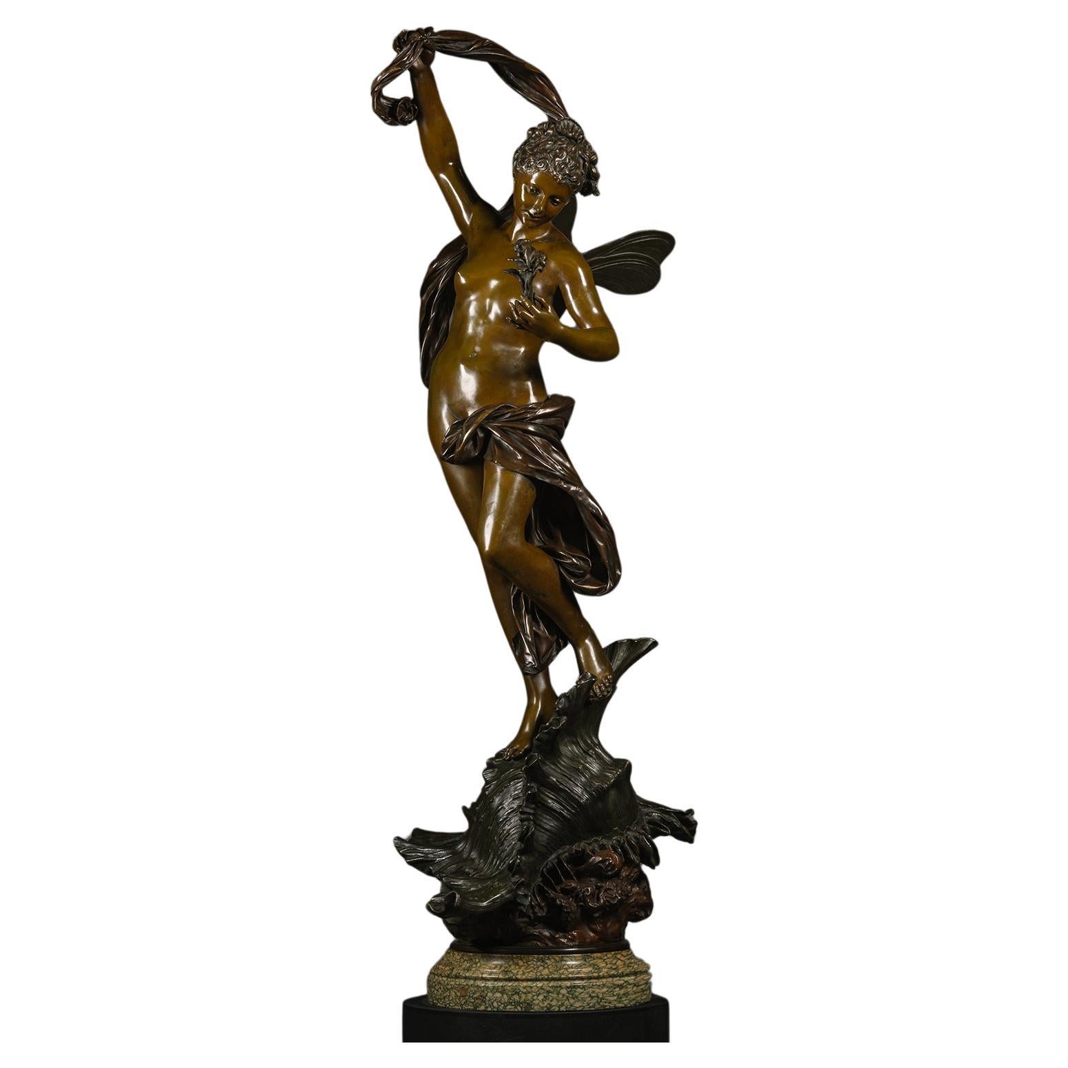 Feine und große patinierte Bronzefigur einer See Nymphe aus Meeres Nymphe