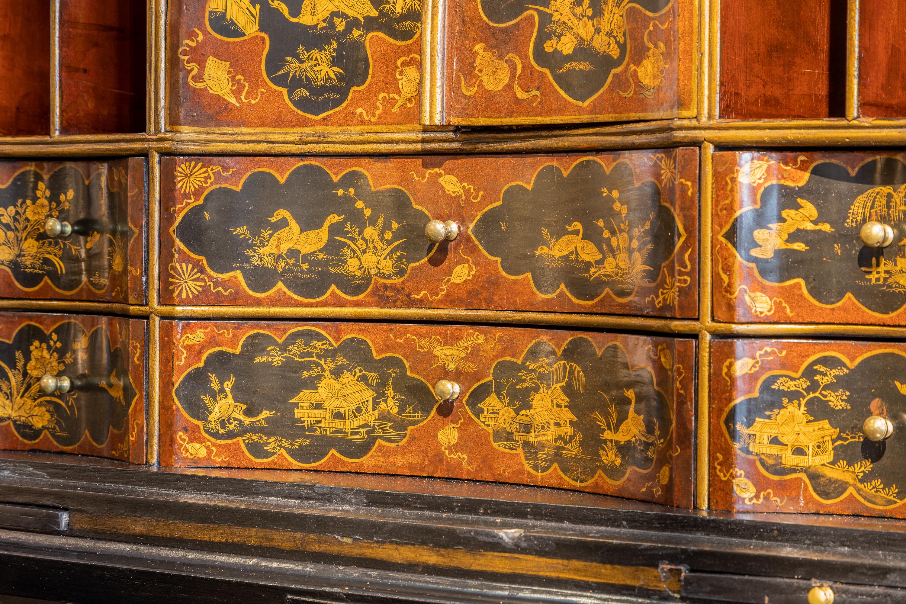 English Fine and Rare 18th C  Georgian Black Lacquered and Chinoiserie Secretary For Sale