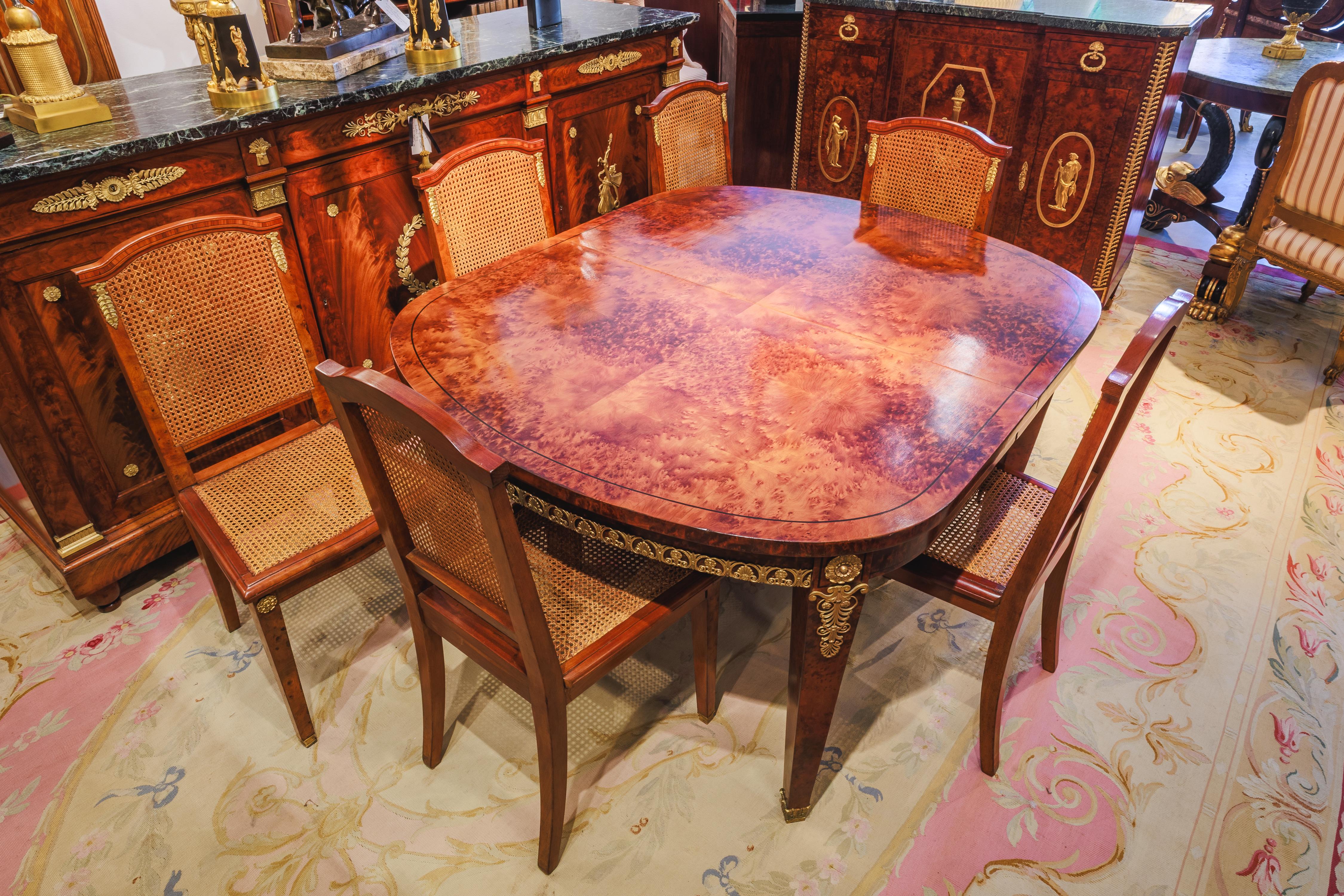 Bronzo Una raffinata e rara suite francese del XIX secolo per la sala da pranzo o la sala per la colazione  da Mercier Freres in vendita