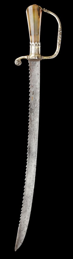 Ein feiner und seltener englischer 'Kleiderbügel' aus Silber