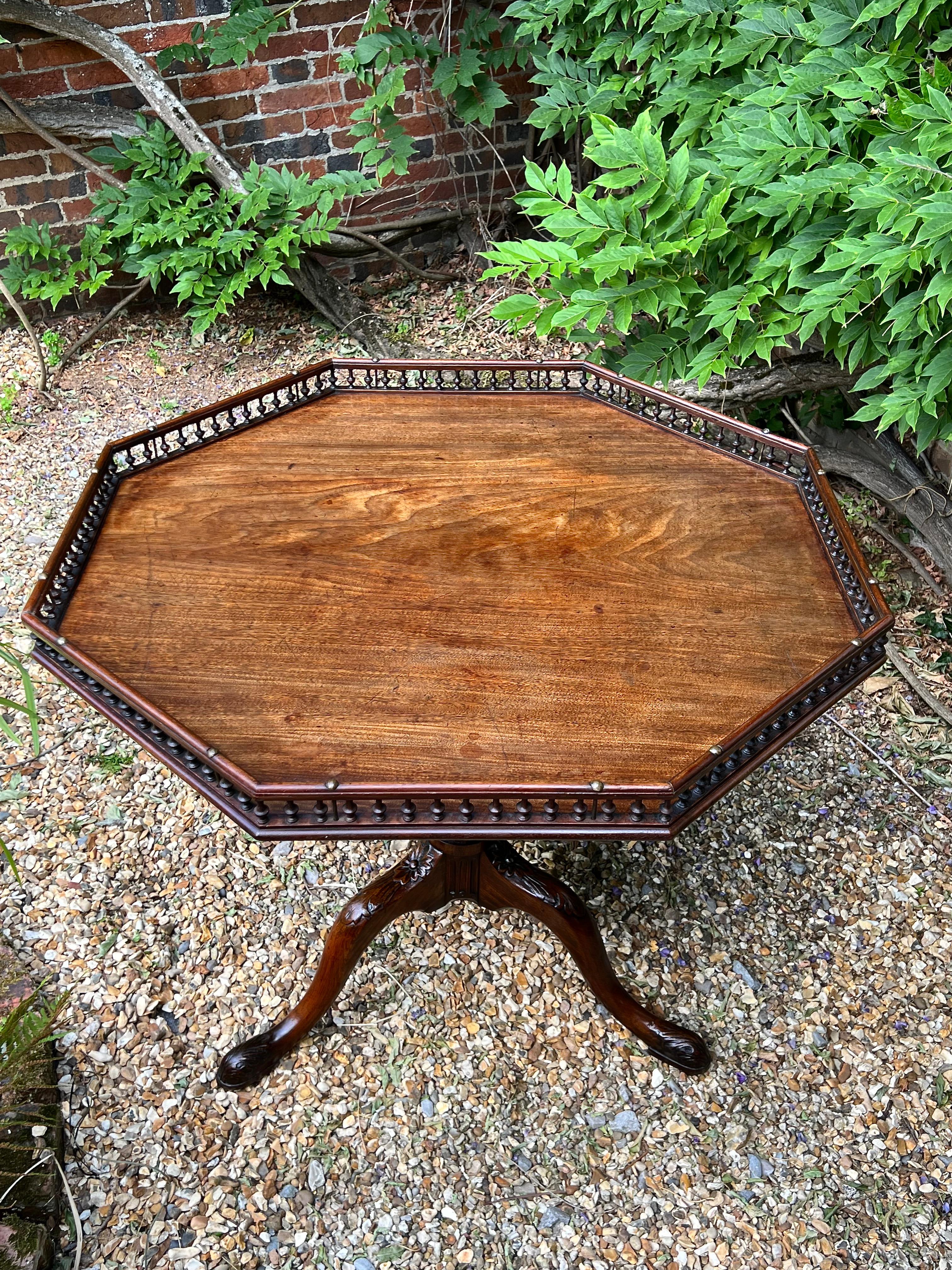 English Fine and Rare George II Mahogany Galleried Octagonal Table For Sale