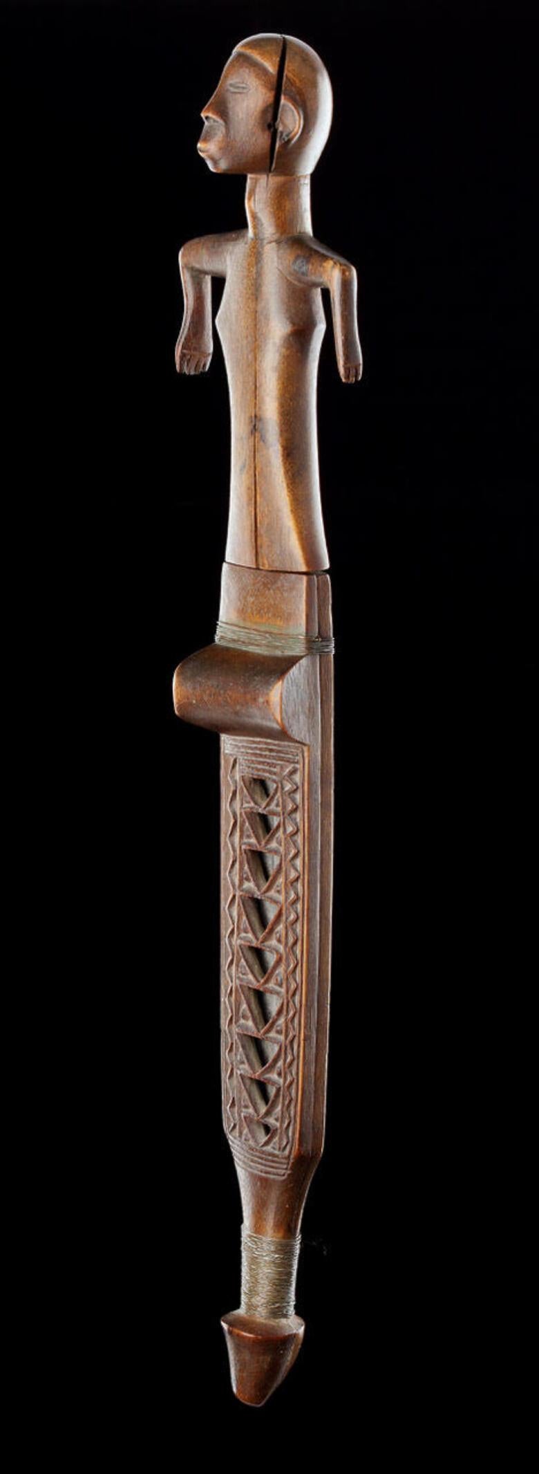 19th Century A Fine and Rare Shona Knife and Sheath  For Sale