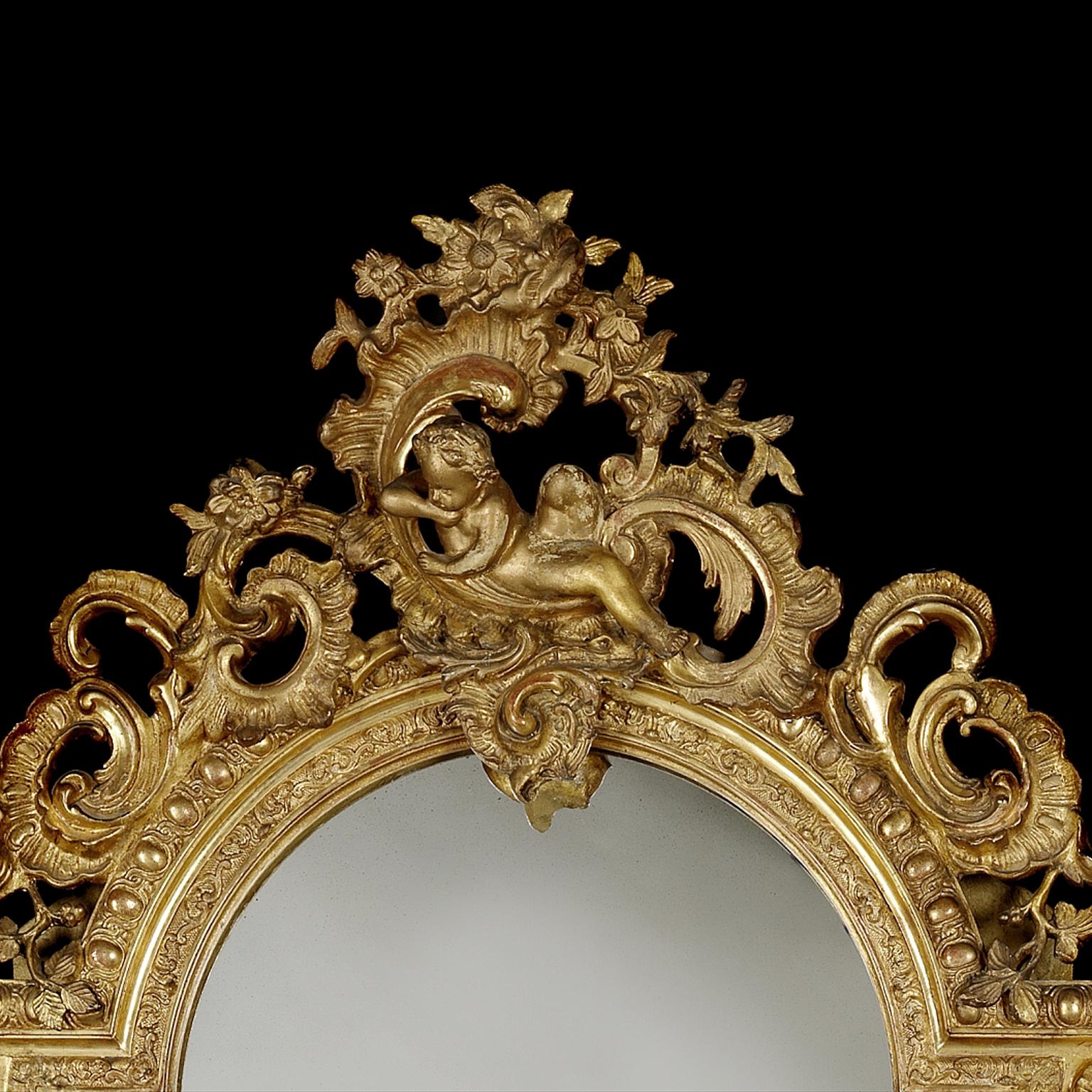 Geschnitzter Spiegel aus vergoldetem Holz im Louis-XV-Stil, um 1870 (Louis XV.) im Angebot