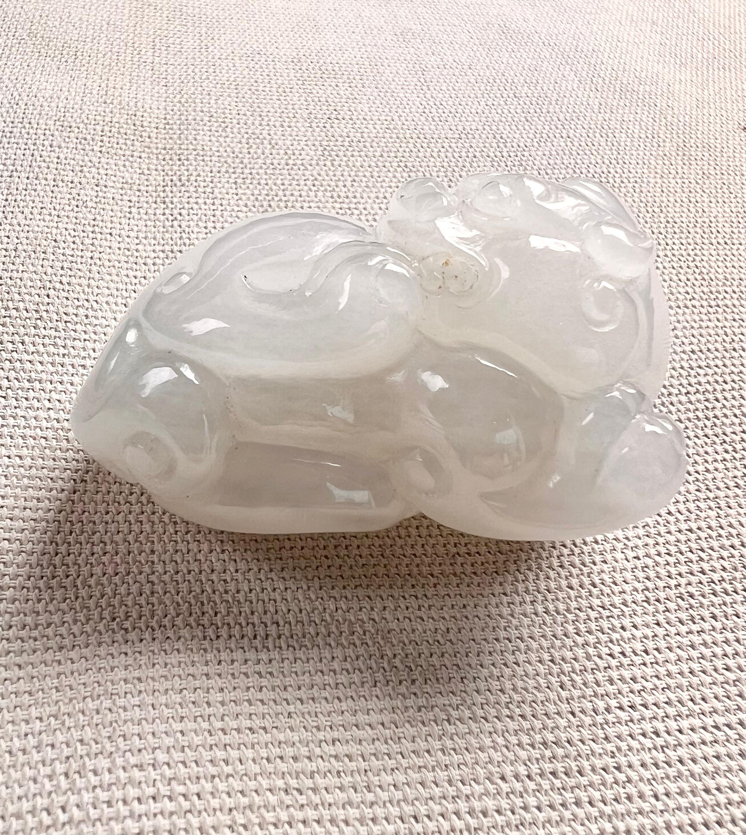 A Fine Antique Chinese Jade Carving Of a Lion Dog 1