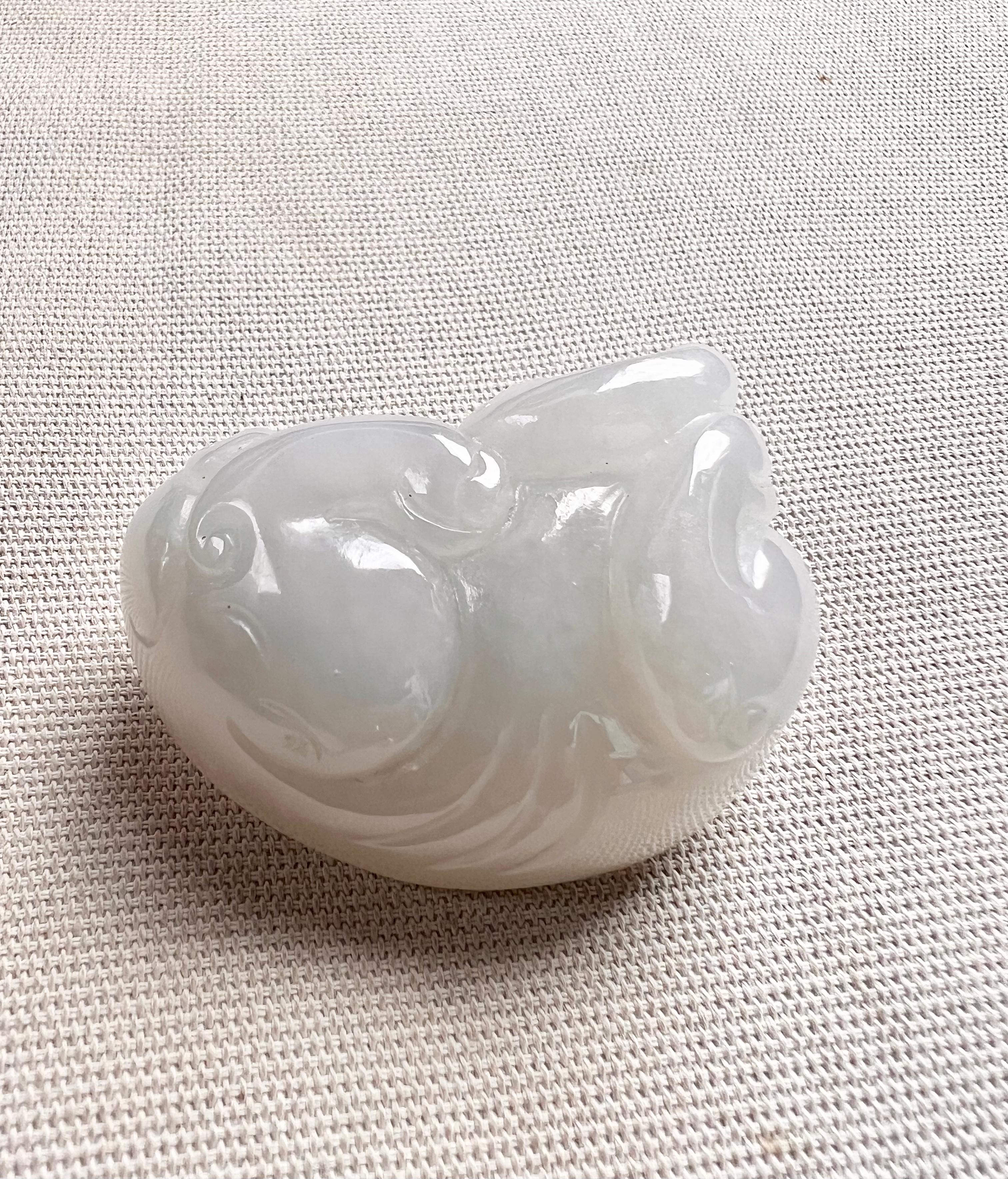 A Fine Antique Chinese Jade Carving Of a Lion Dog 2