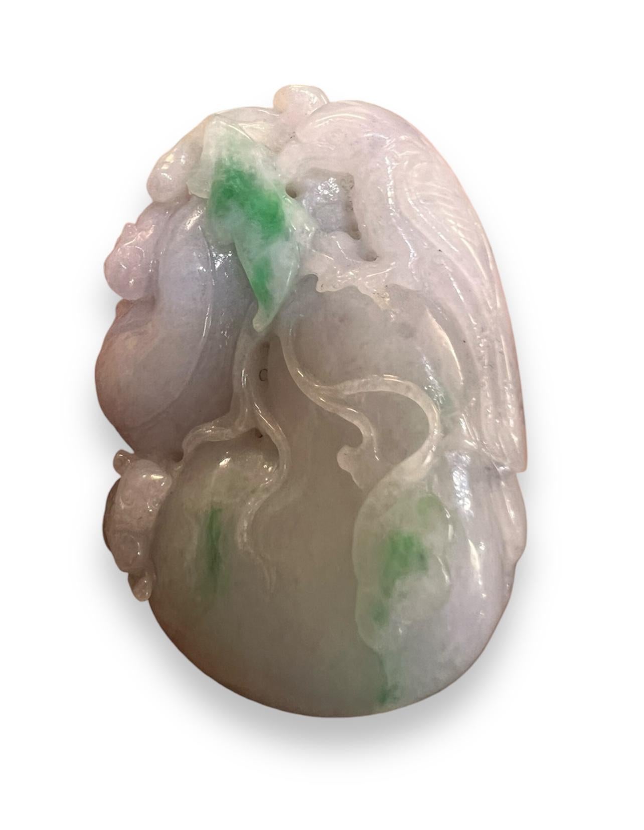 A Fine Antique Chinese Jade Jadeite Toggle Pendant Carving. For Sale 5