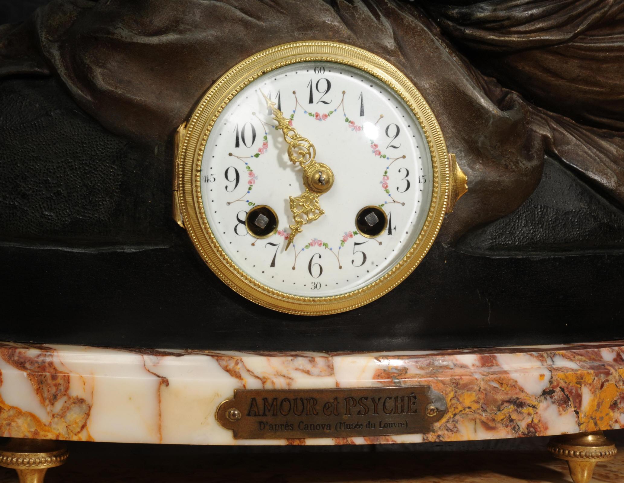 Eine feine Antique French Figural Mantel Uhr Amour et Psyche-nach Antonio Canova im Angebot 7
