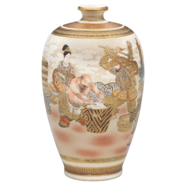 Feine antike japanische Satsuma eiförmige Vase. Signiert-Dozan. 19. Jahrhundert 