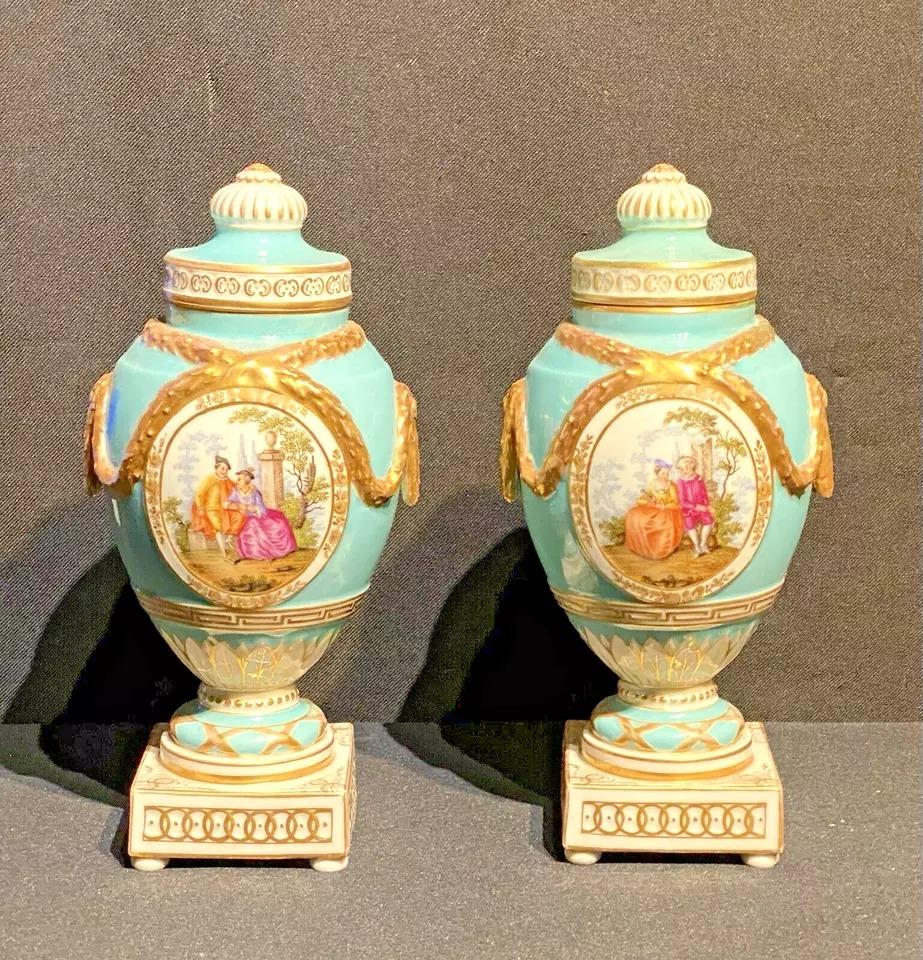 A Fine Antique KPM Berlin Porcelain 3 Piece Clock Set Circa 19th Century For Sale 1