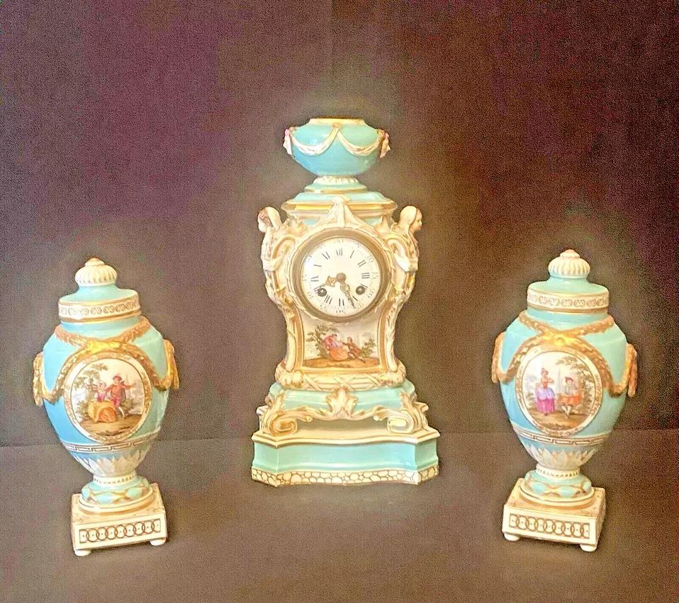 A Fine Antique KPM Berlin Porcelain 3 Piece Clock Set Circa 19th Century For Sale 2