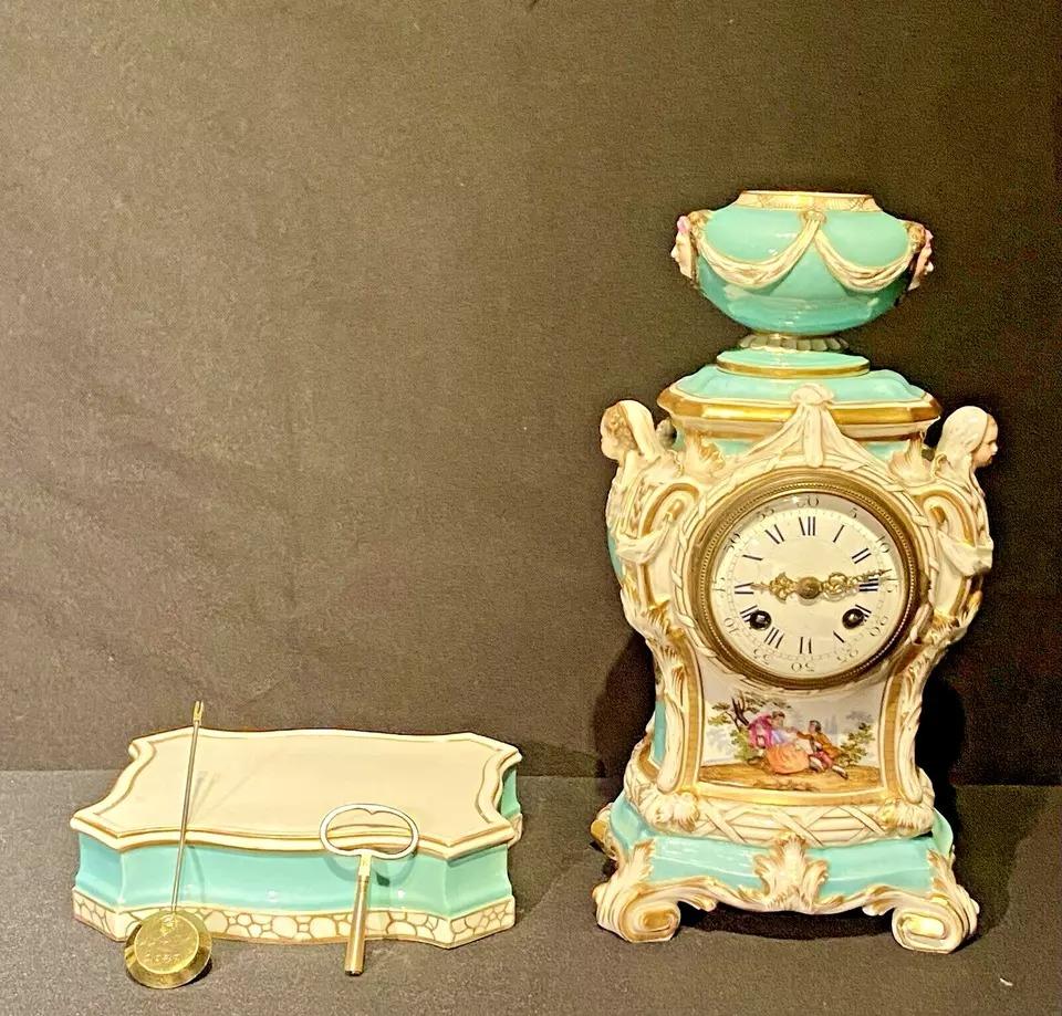 A Fine Antique KPM Berlin Porcelain 3 Piece Clock Set Circa 19th Century For Sale 3
