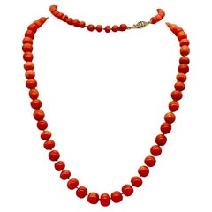 A Fine Antique Natural Red Japanese Momo Coral Graduated Bead necklace. 74 grams