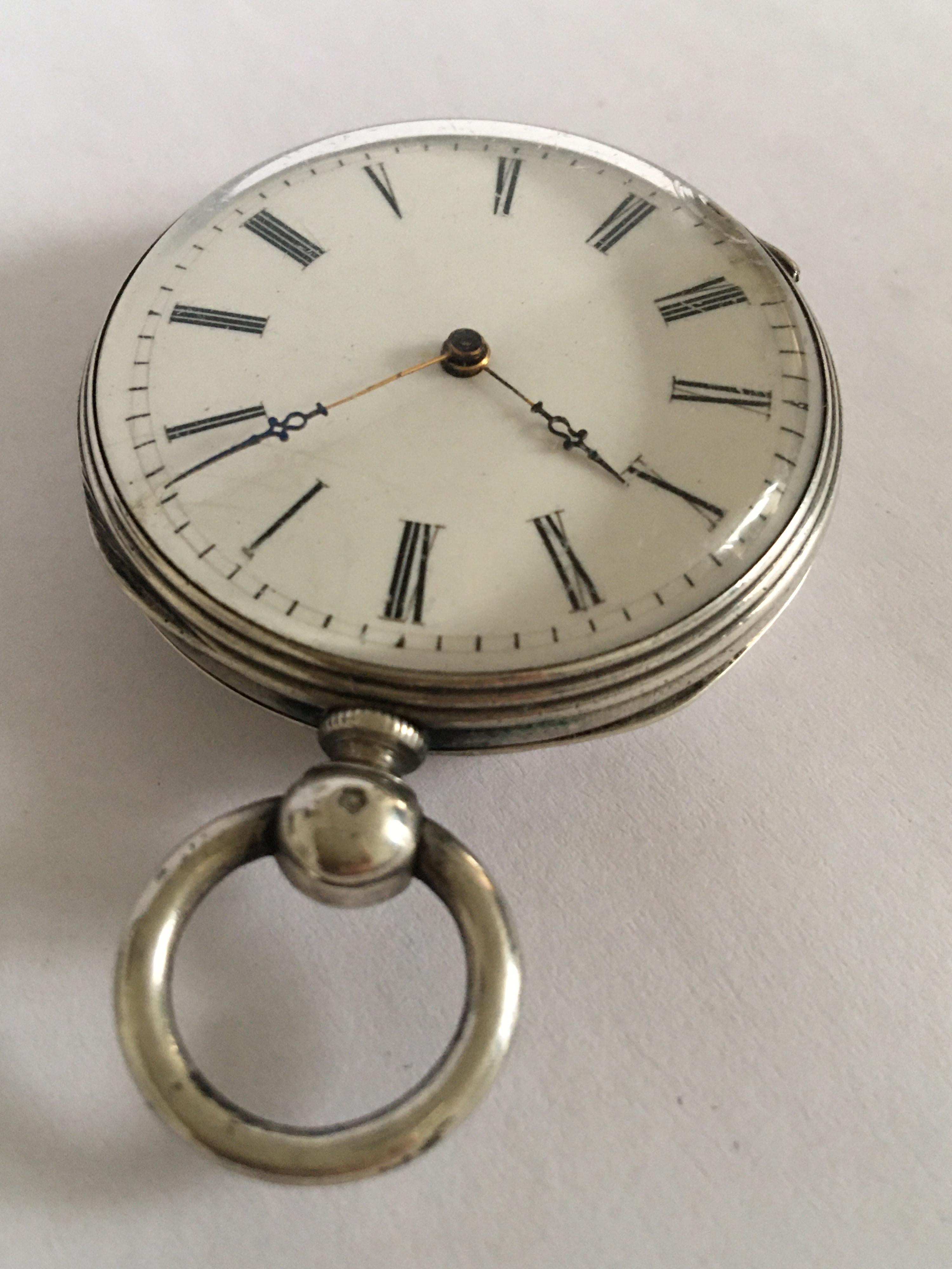 This beautiful watch is working and is ticking well.
Visible chipped on the enamel dial near 8’o’clock. 

Please study the images carefully as form part of the description.