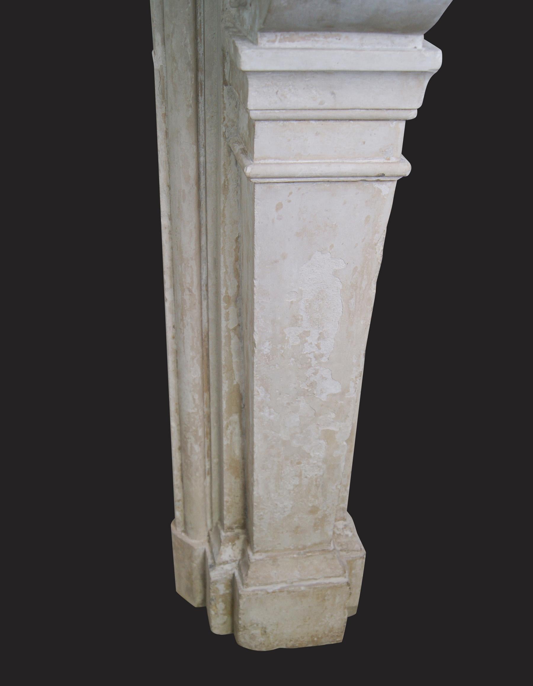 Fina chimenea antigua de piedra Inglés en venta