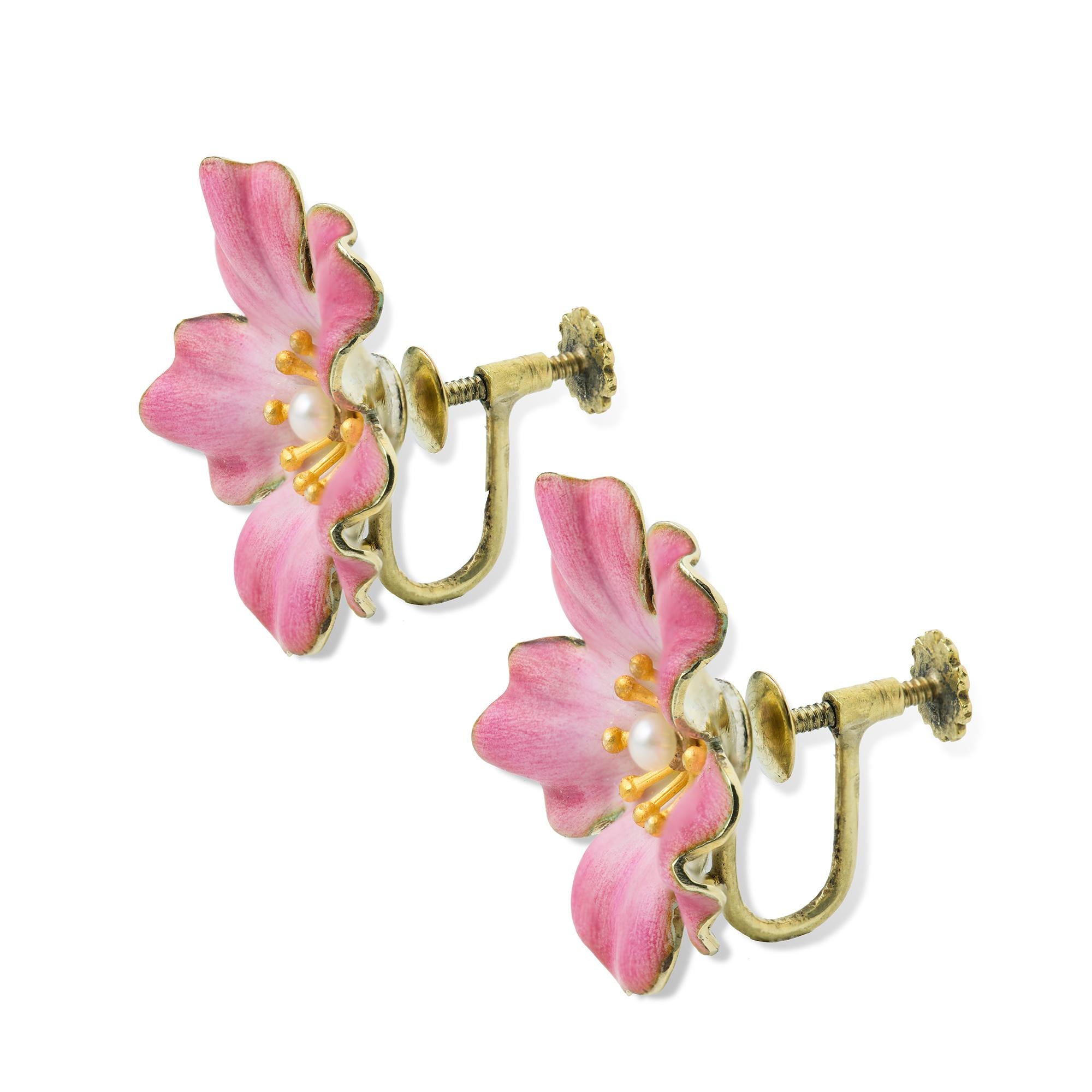 Art Nouveau Fine Art-Nouveau Enamel and Pearl Brooch and Earrings For Sale