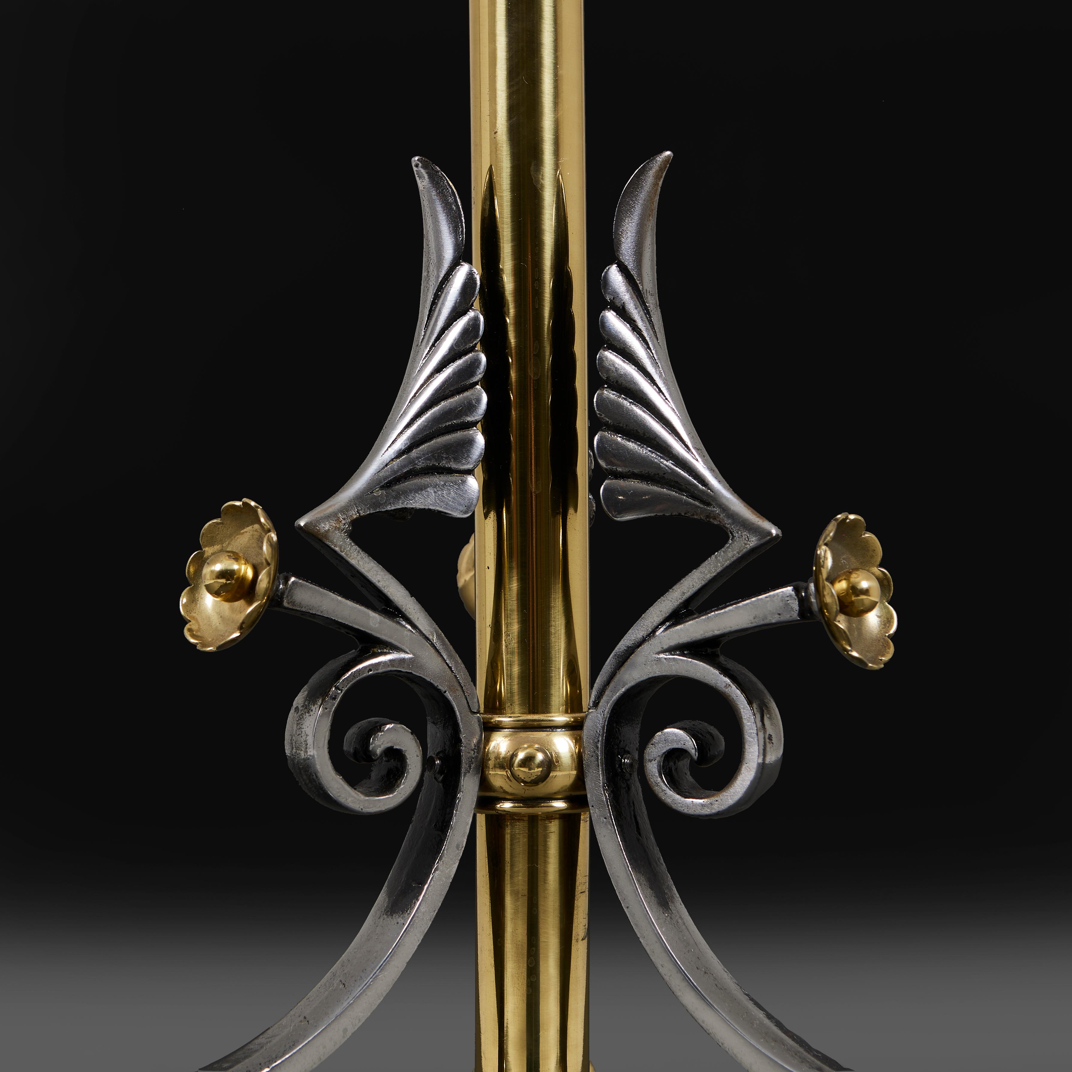 Anglais Lampe standard Arts and Crafts en vente
