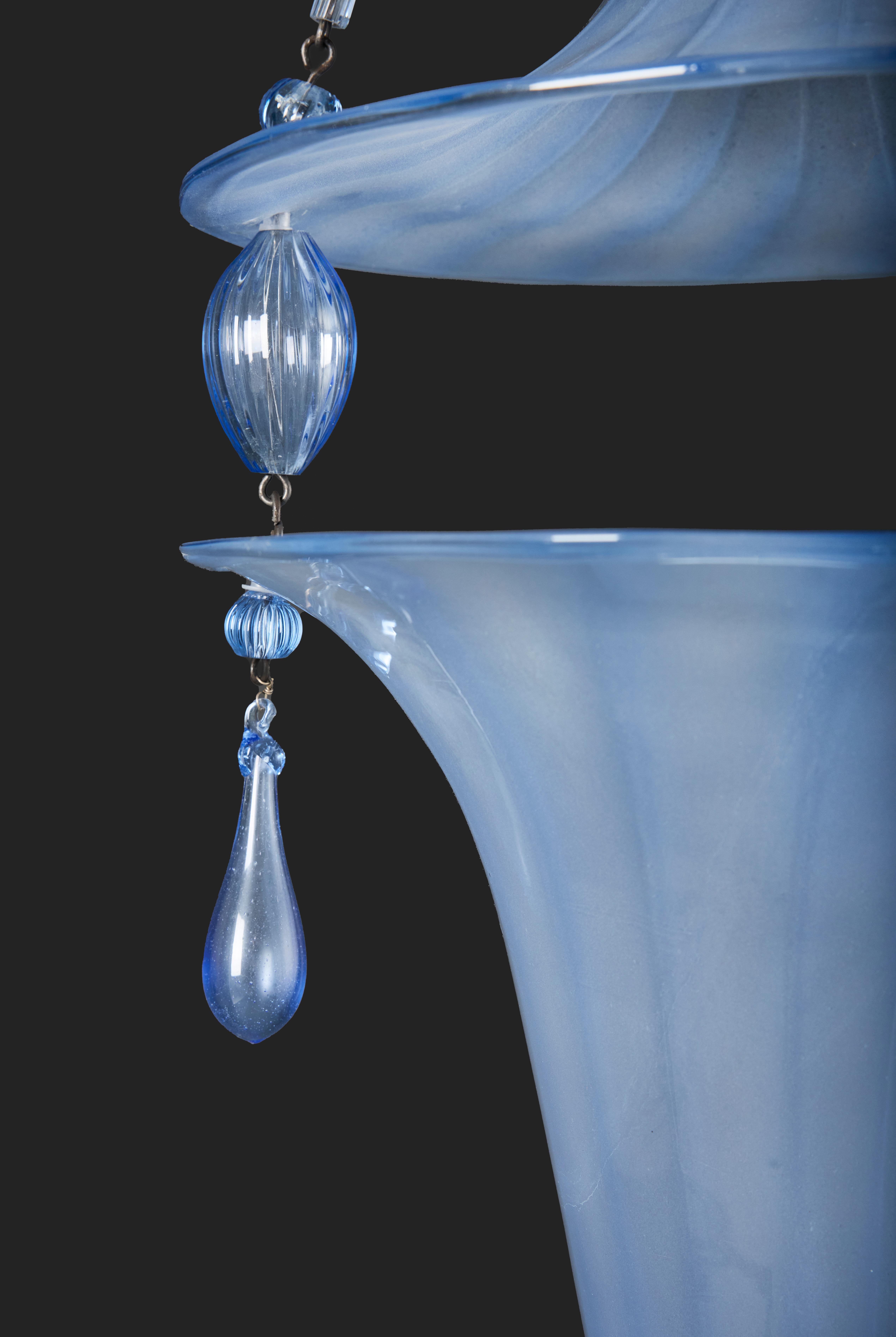 A Fine Blue Murano Glass Hanging Lantern by Martinuzzi for Venini In Good Condition For Sale In London, GB