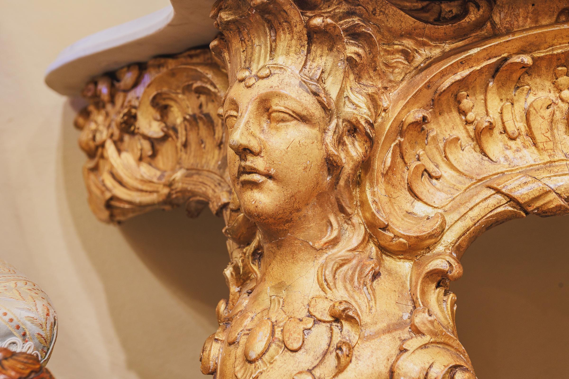 Fine Carved and Gilt 19th Century Italian Louis XV Marble Top Console In Good Condition For Sale In Dallas, TX