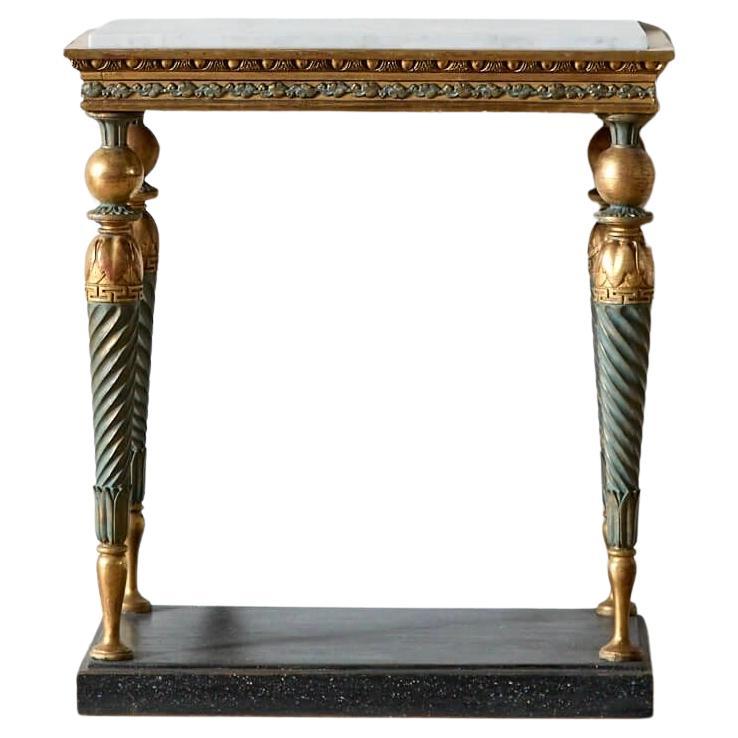 Table console gustavienne finement sculptée et dorée en vente