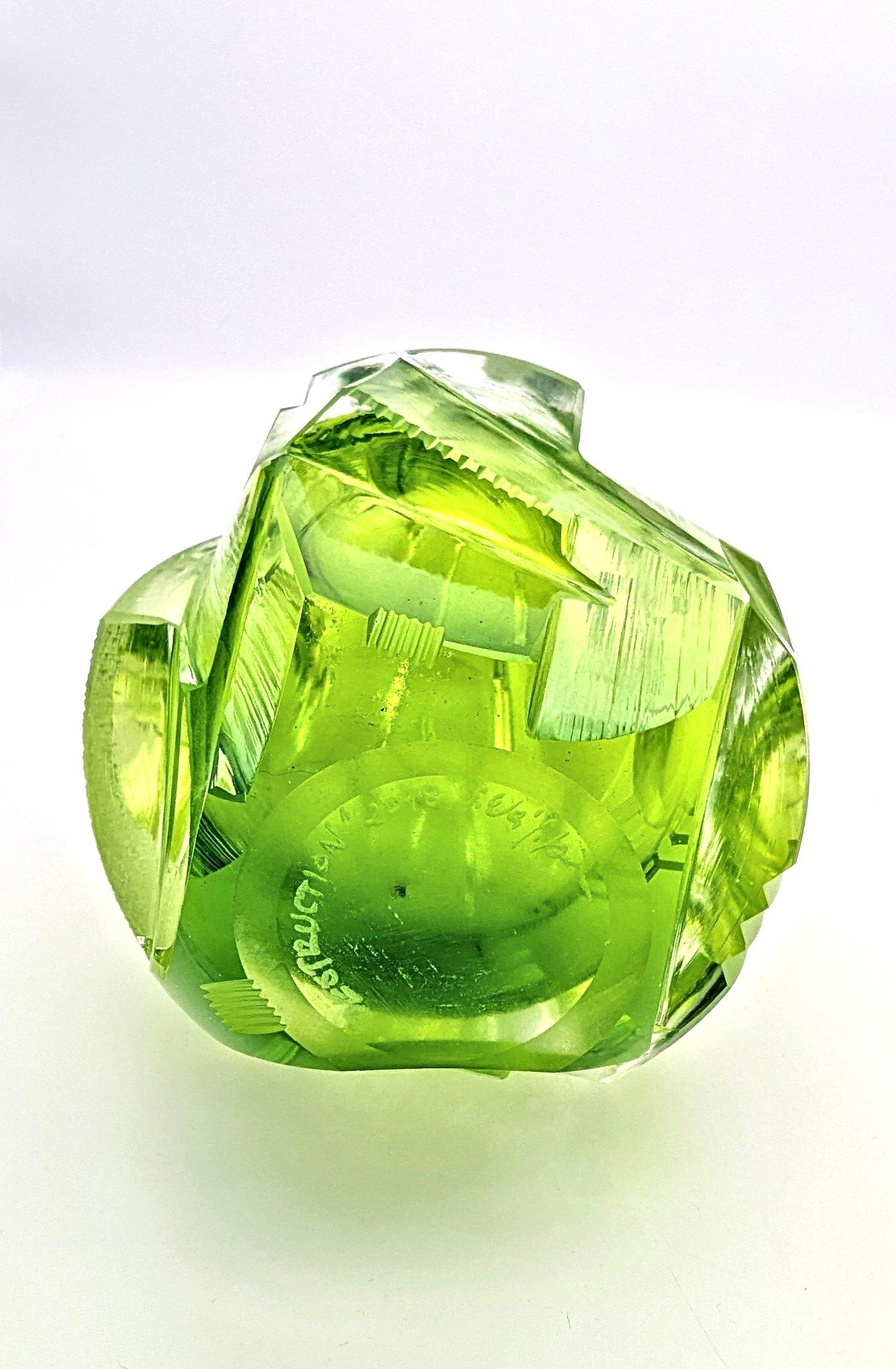 A fine cased and heavily cold worked glass object by Samuel Weisenborn from 2018 In Good Condition For Sale In Aachen, DE