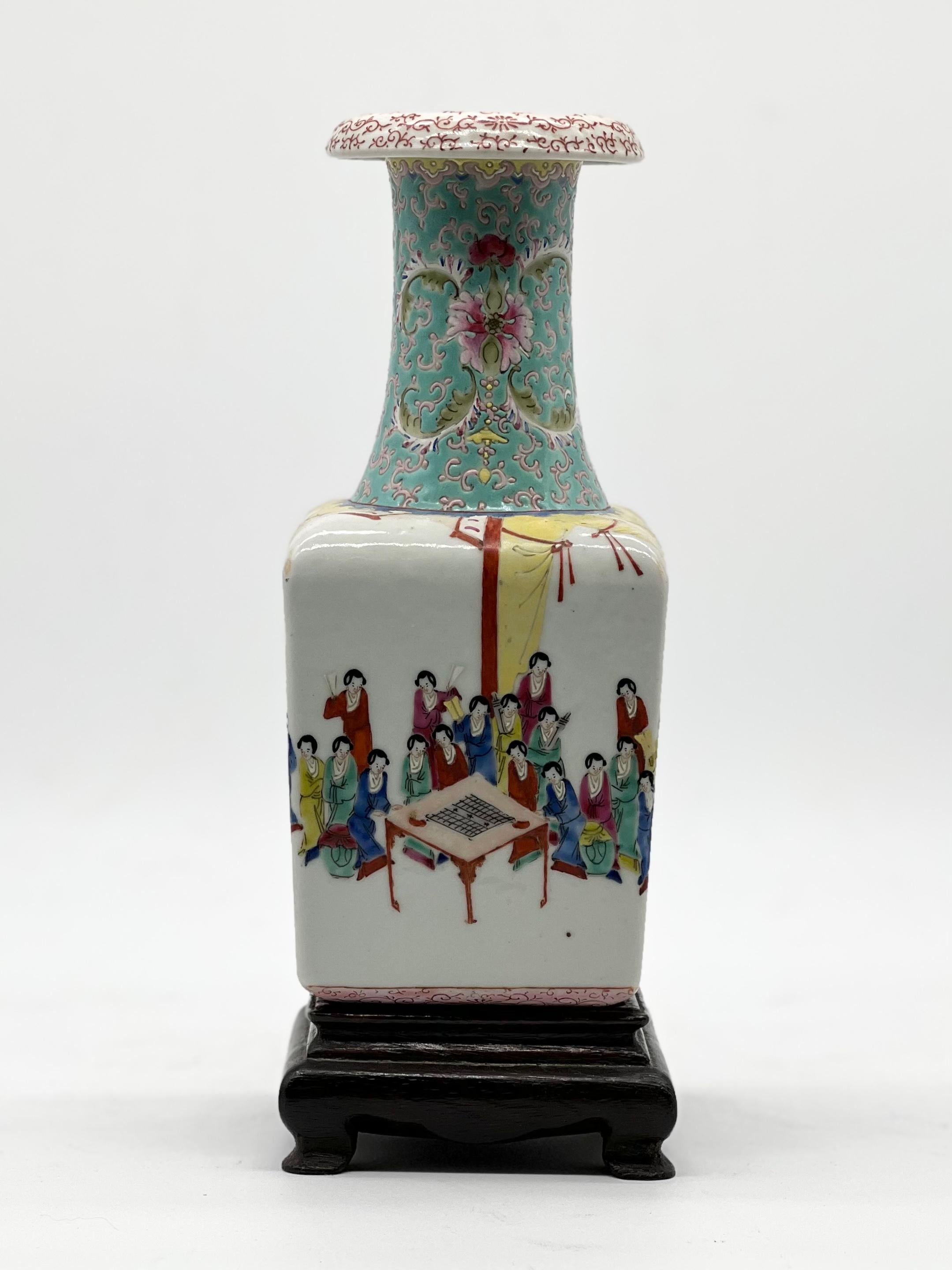 Fine Chinese Famille-Rose Vase with Women Enjoying Scholarly Pursuits, 19th C In Good Condition In London, GB