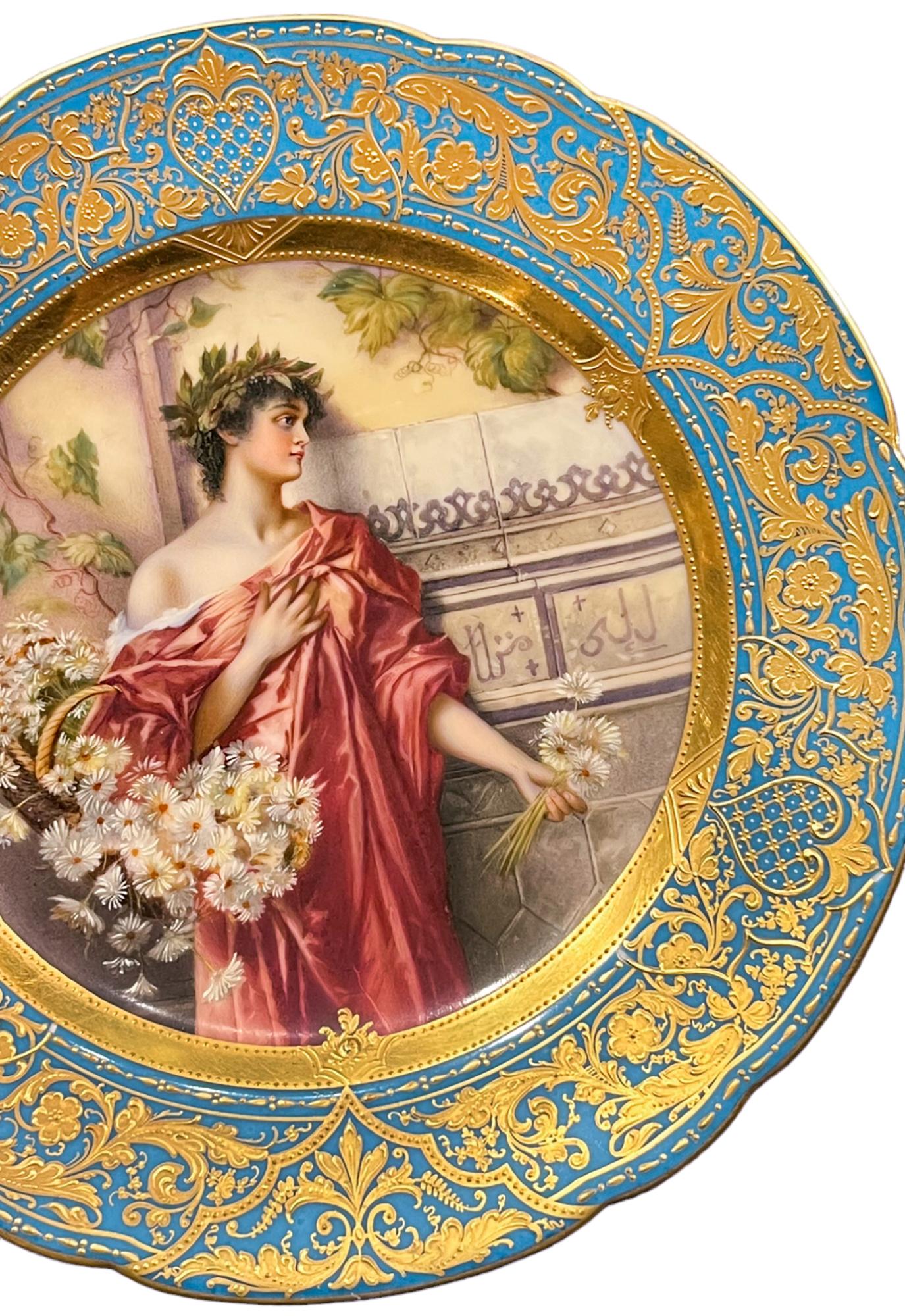 A Fine Classical Royal Vienna Portrait Cabinet Plate In Good Condition For Sale In New York, NY