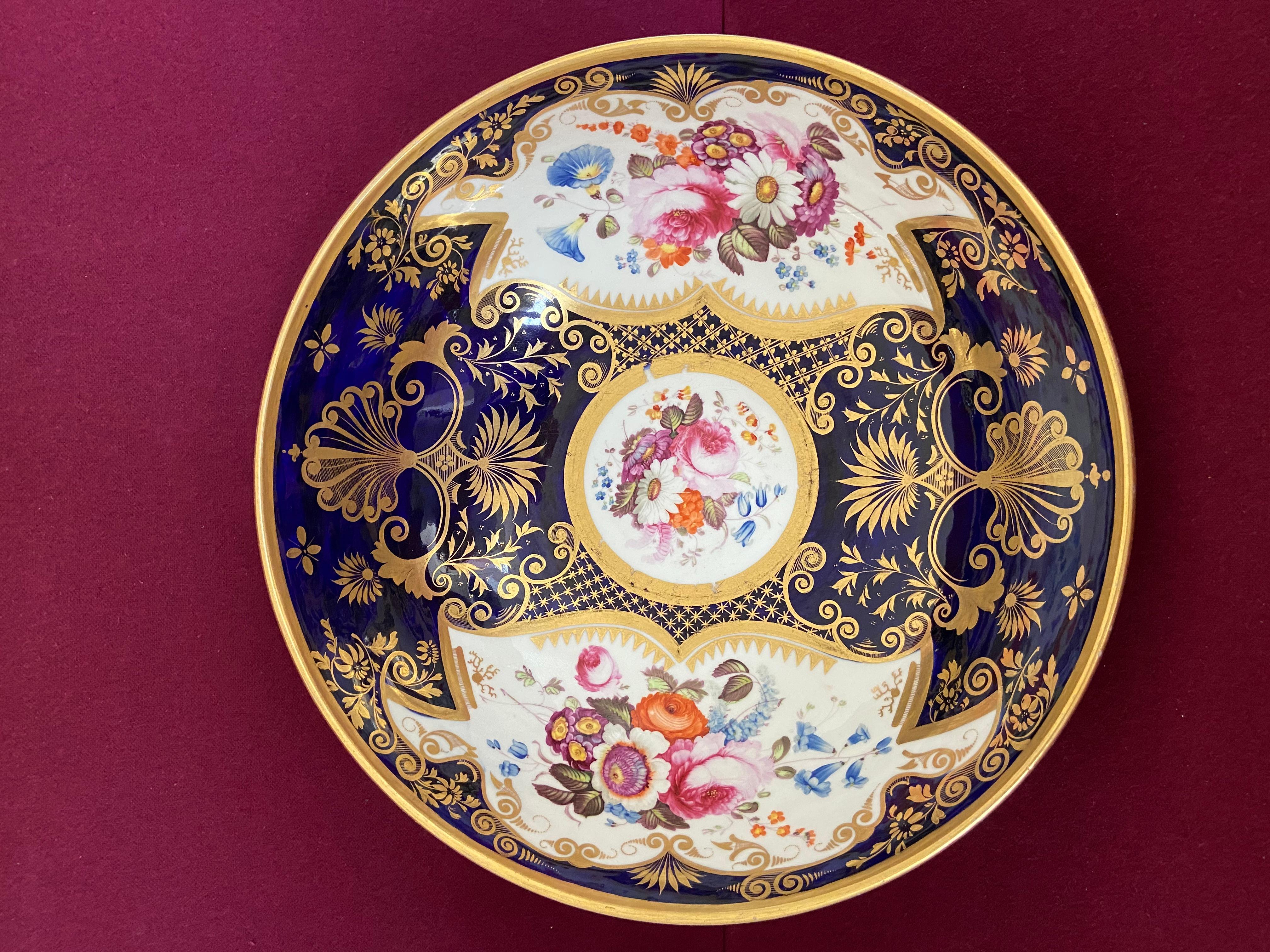 Fine Porcelain Punch Bowl A.I.C. C.1820 Bon état - En vente à Exeter, GB