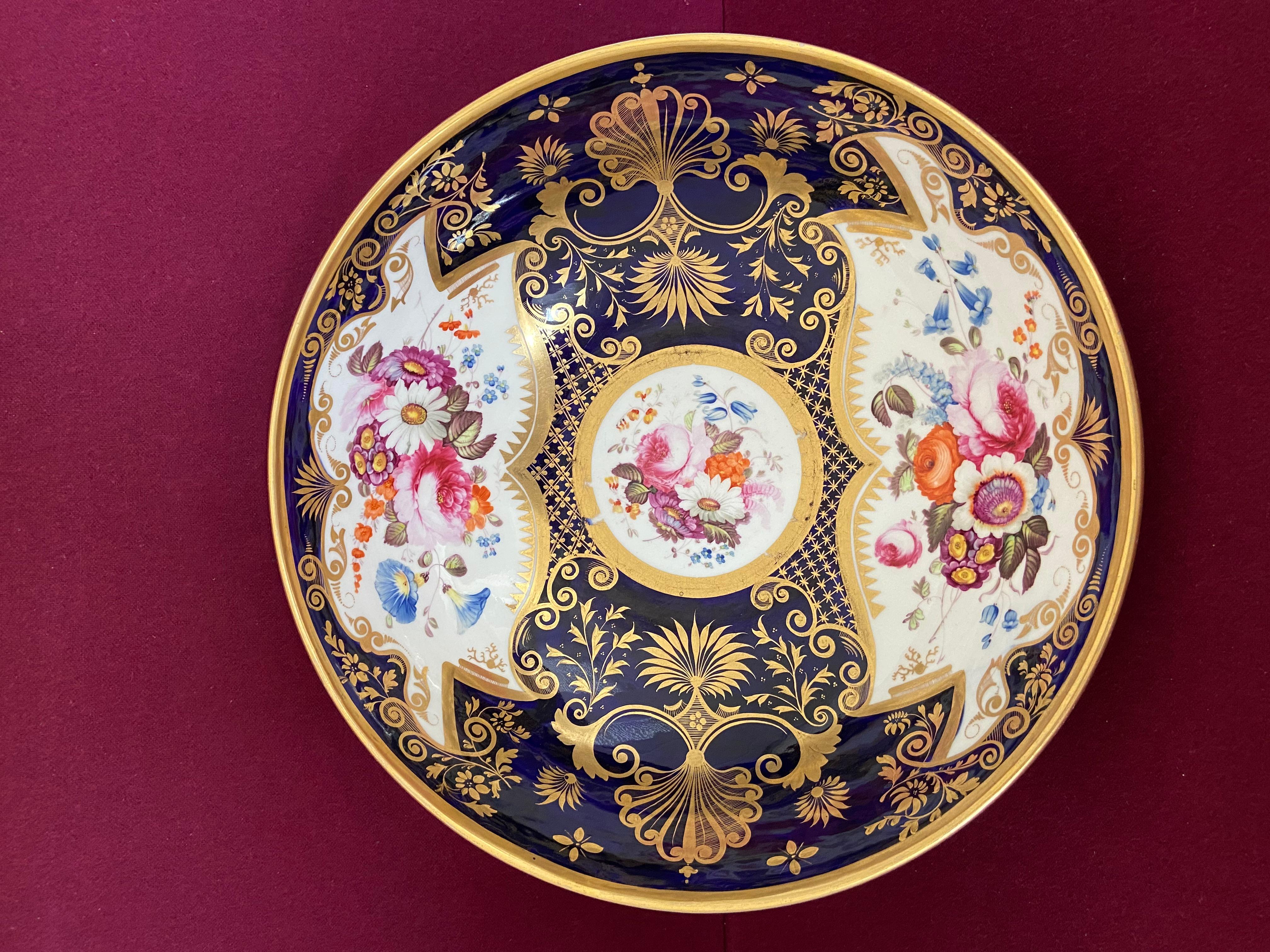 XIXe siècle Fine Porcelain Punch Bowl A.I.C. C.1820 en vente