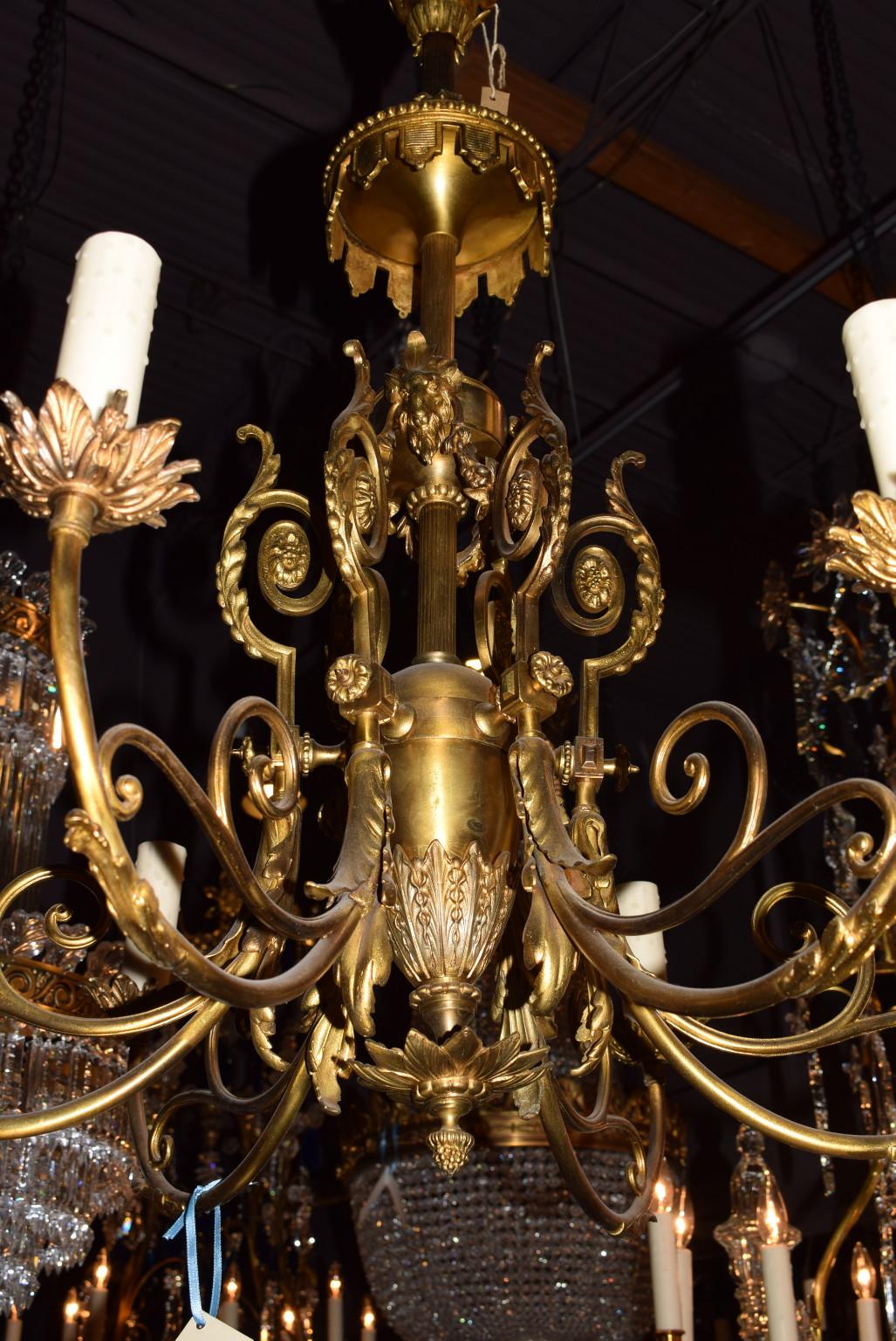 French Fine and Decorative Bronze Chandelier For Sale