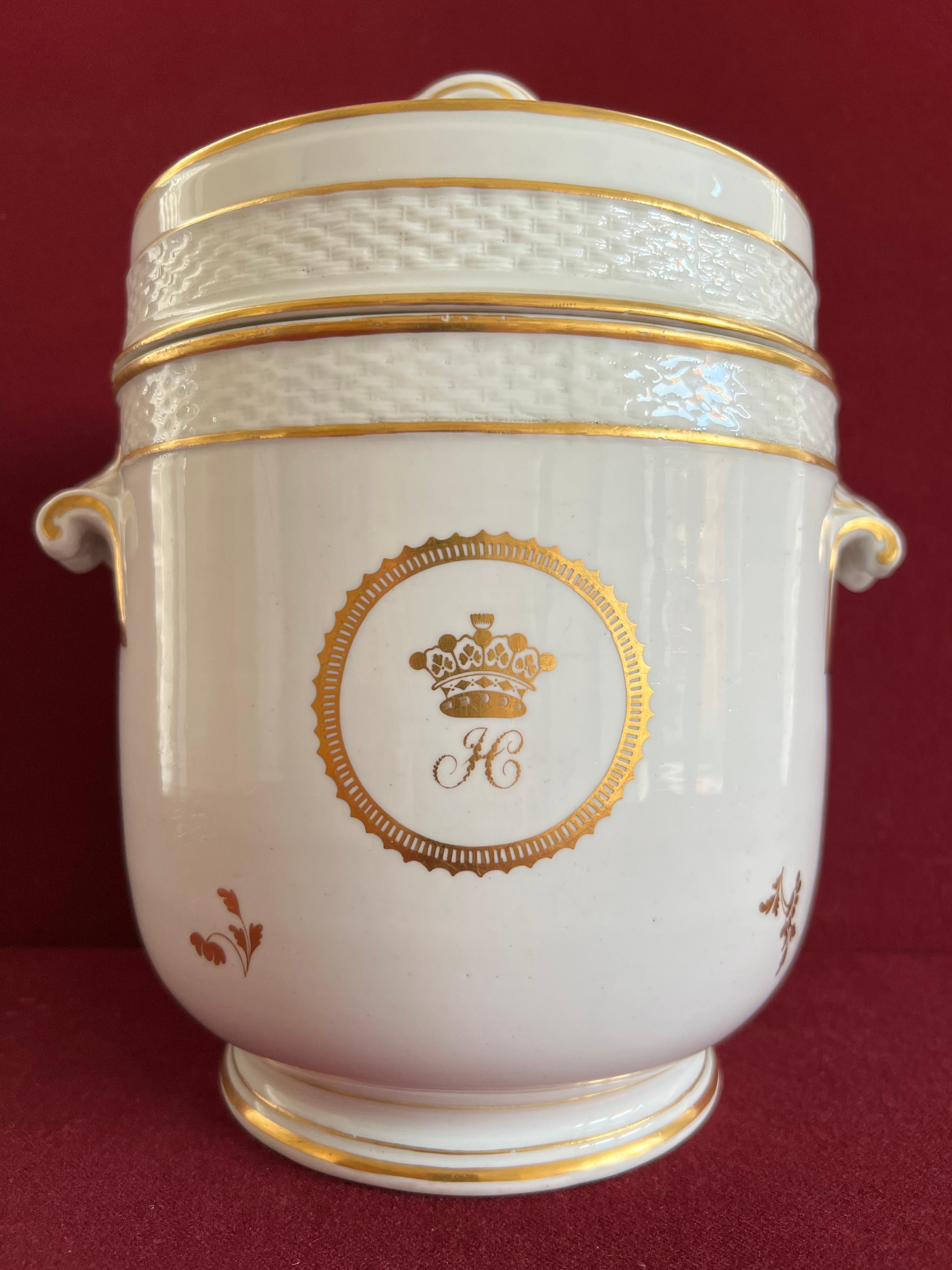 A fine Derby Porcelain Ice Pail and Cover c.1790 In Excellent Condition In Exeter, GB