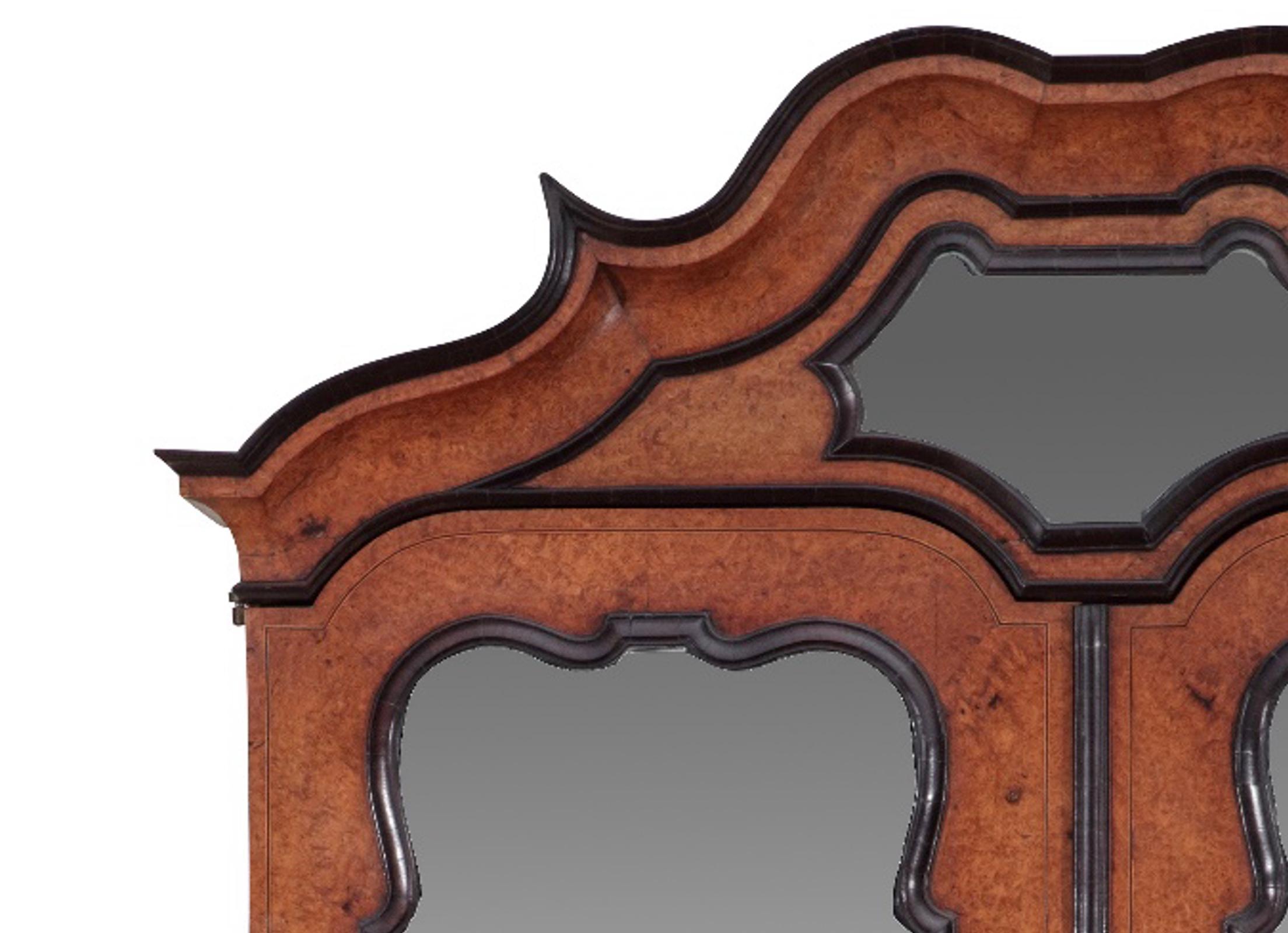 Veneer A fine Dutch 18th-century oak and amboyna bureau cabinet with mirror doors For Sale