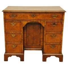 Fine Early 18th Century Walnut Kneehole Desk