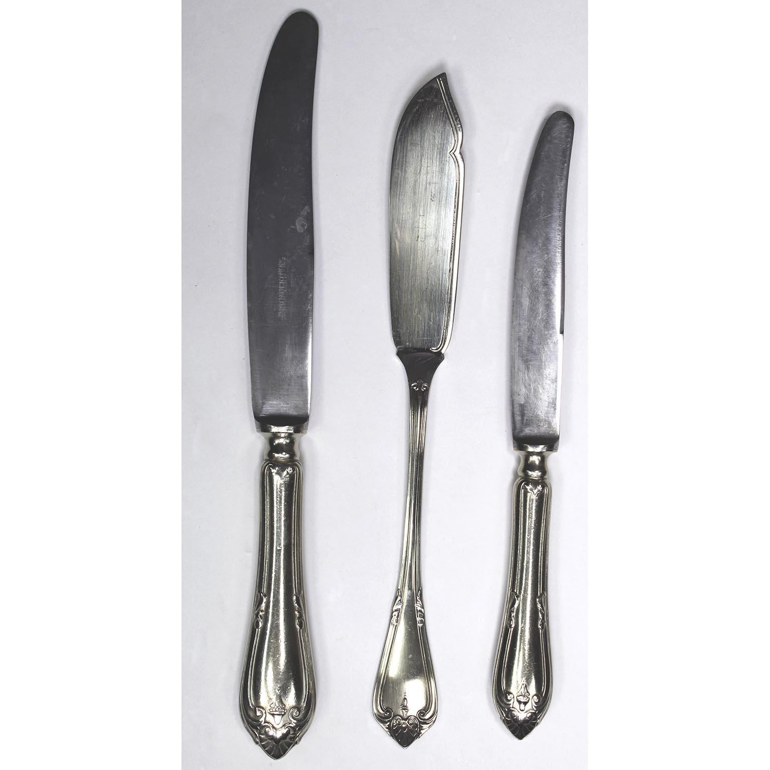 A Fine Early 20th Century 152 Piece Austrian Flatware Set by Berndorf Alpacca In Good Condition For Sale In Los Angeles, CA