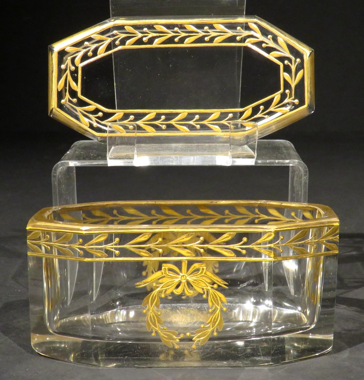 Hand-Painted Fine Early 20th Century Gilt Decorated Glass Dresser Jar or Box, Circa 1920 For Sale