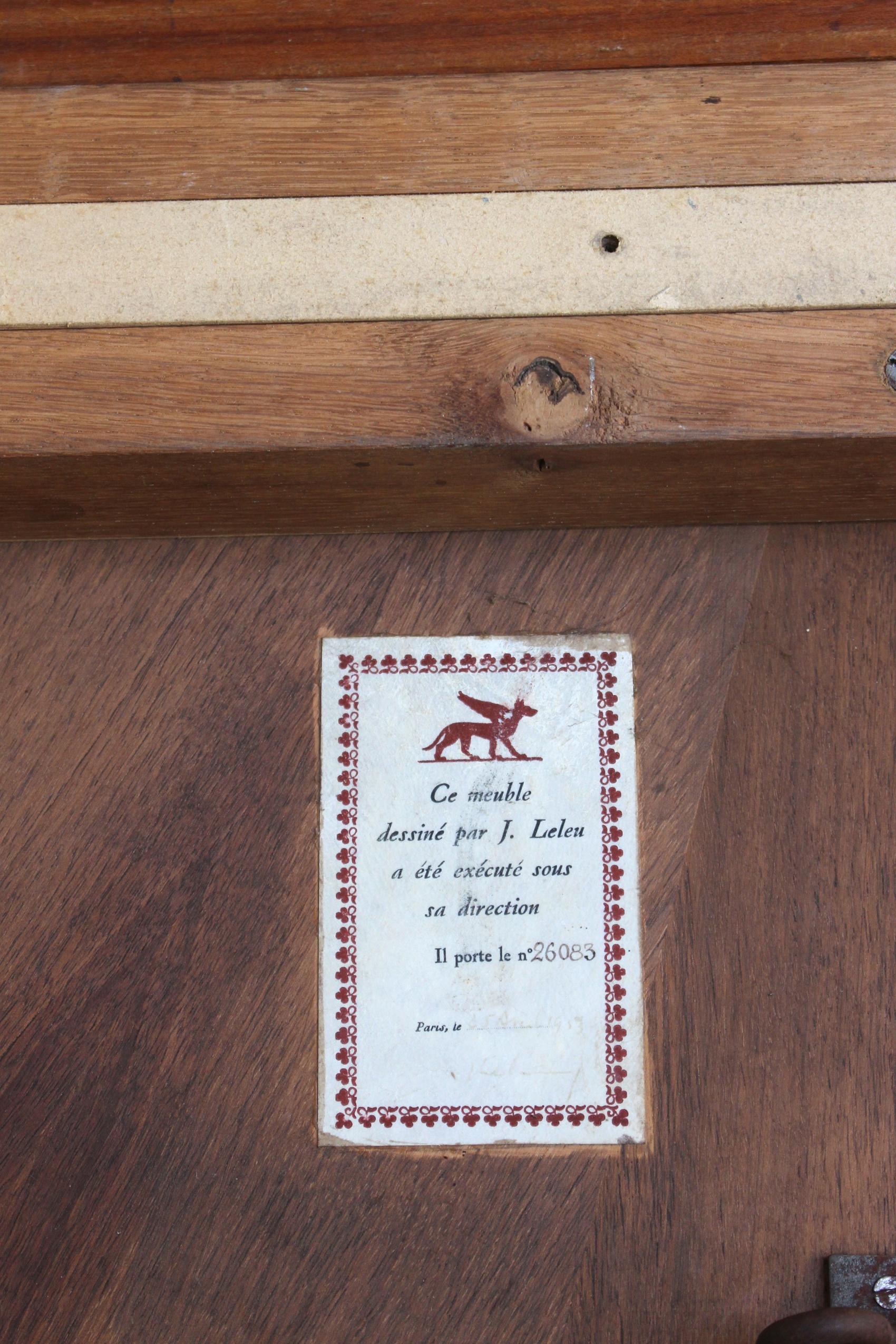 Table de salle à manger ronde à rallonge Art Déco française de Jules Leleu en vente 6