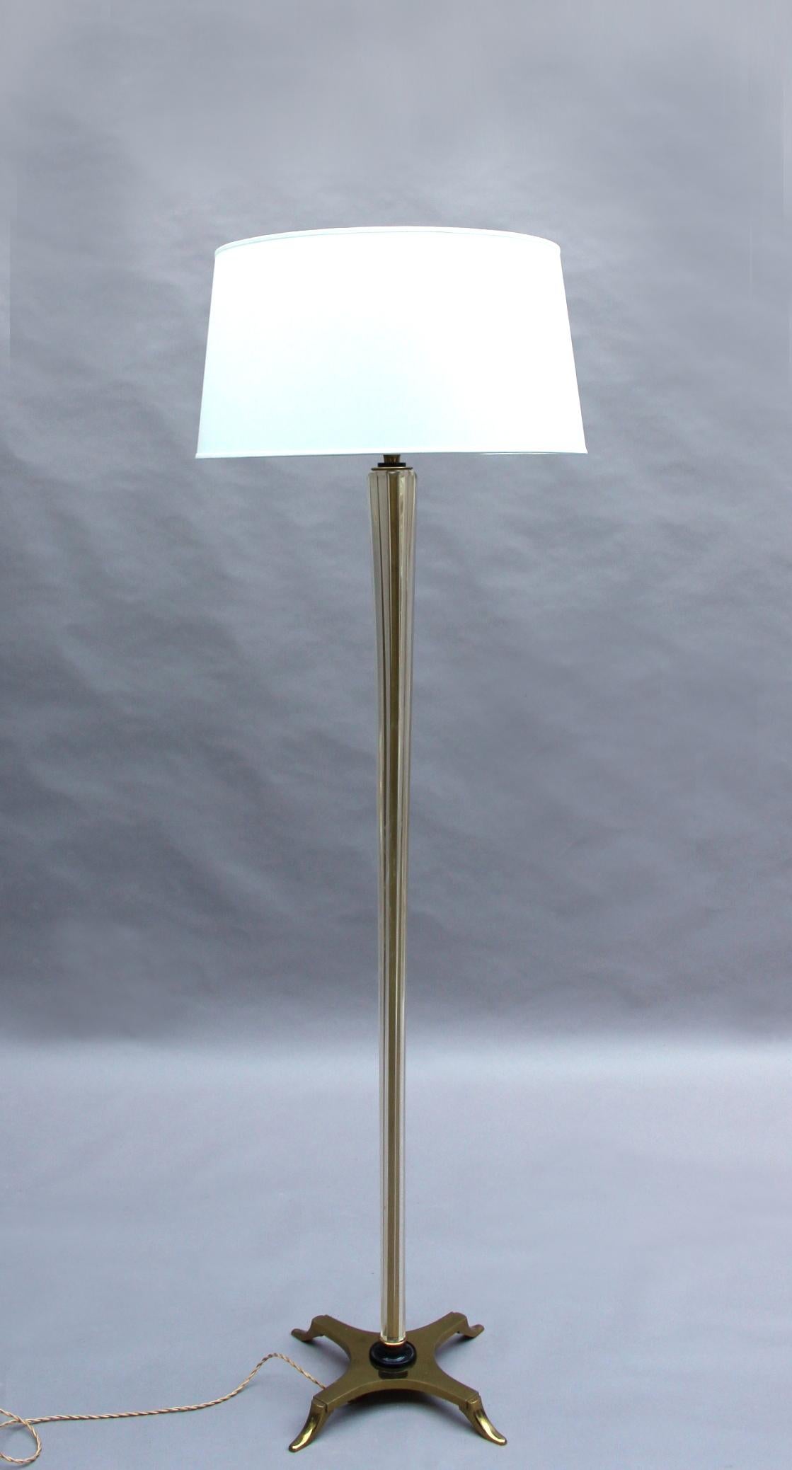 Fine French Art Deco Glass and Bronze Floor Lamp For Sale 8