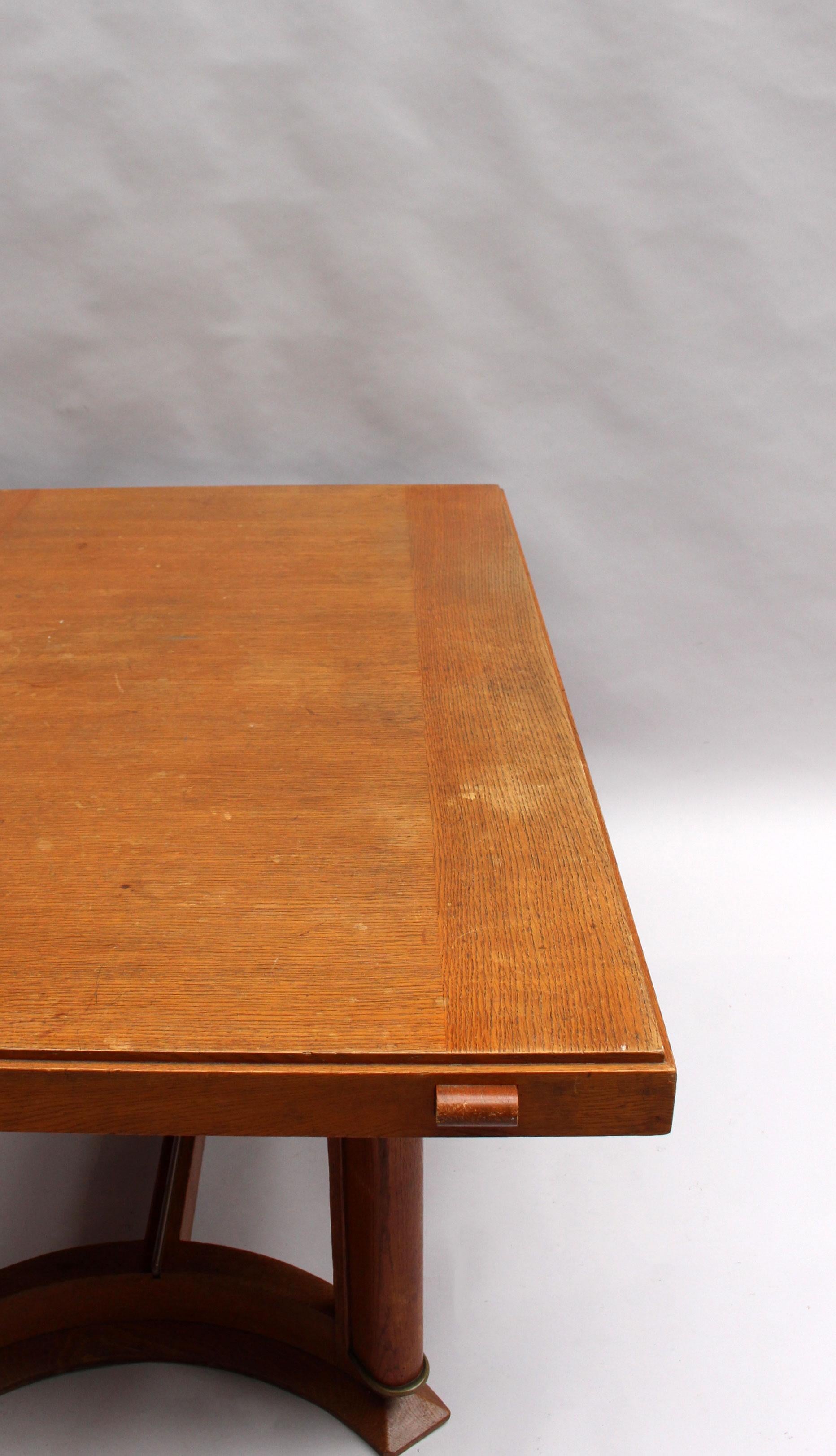 Fine French Art Deco Rectangular Oak Dining Table en vente 8