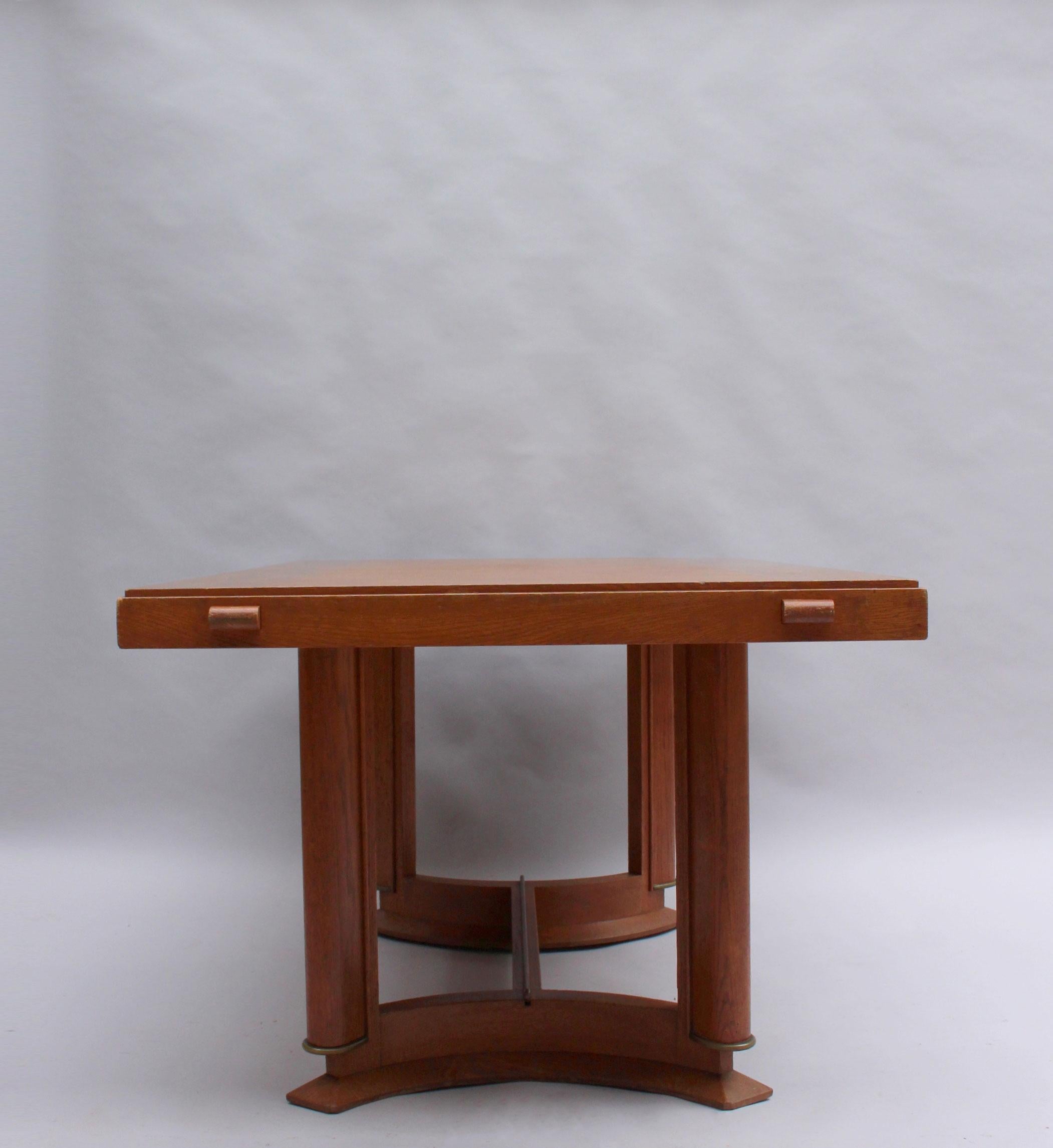 Fine French Art Deco Rectangular Oak Dining Table en vente 2