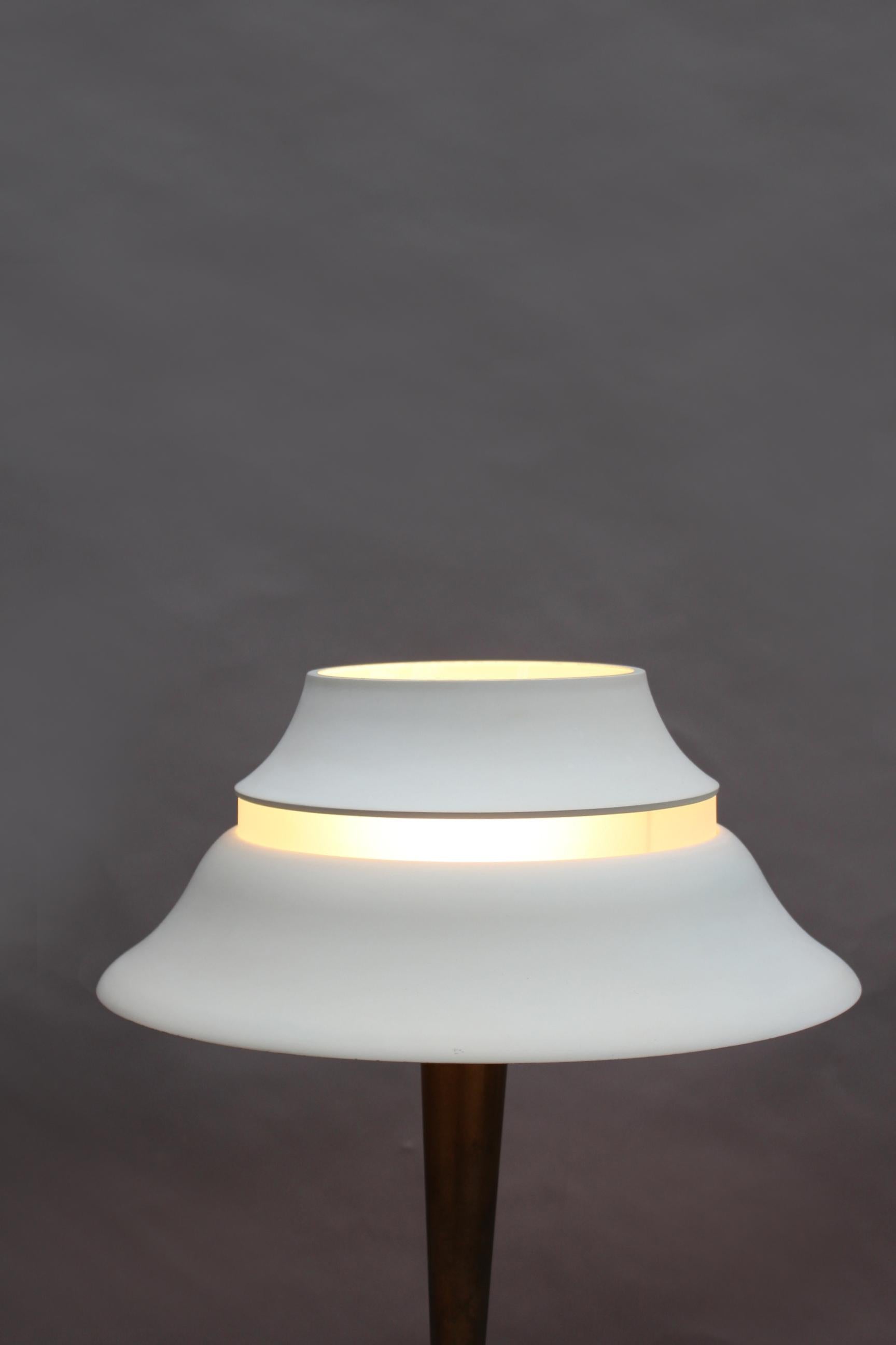 Mid-20th Century Fine French Art Deco Table Lamp by Jean Perzel For Sale