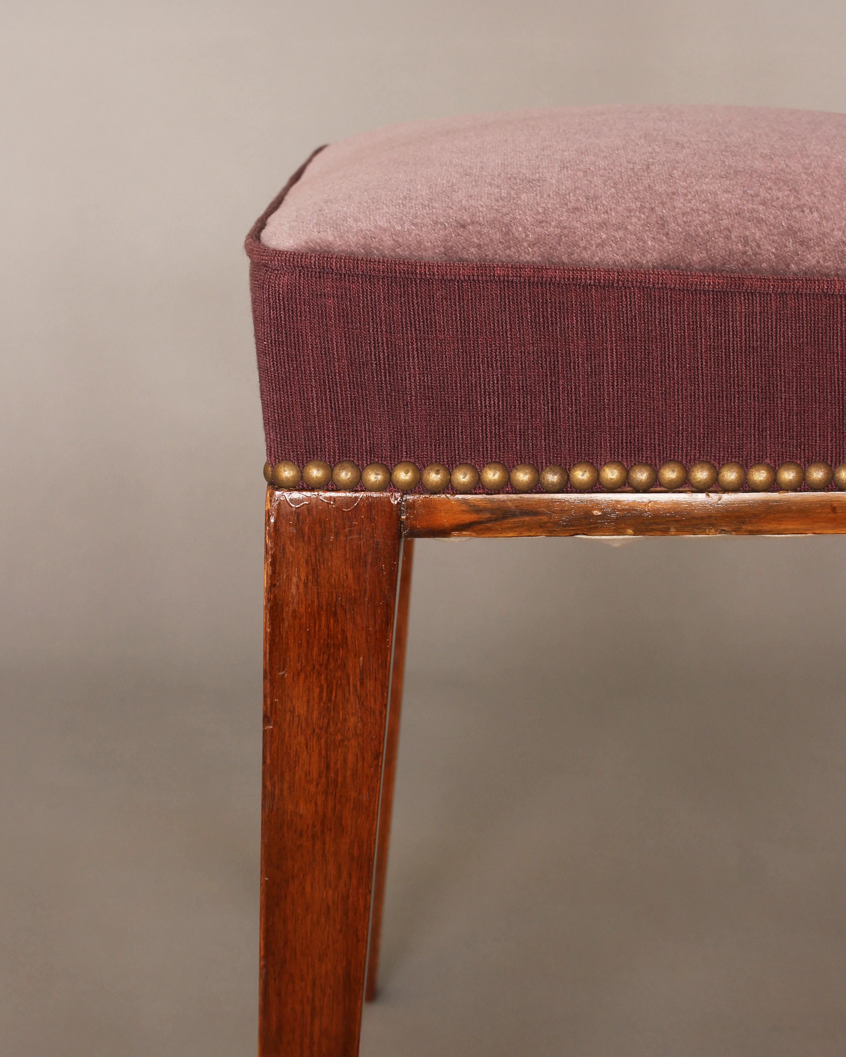 Chaises d'appoint en noyer de style Art Déco français en vente 3